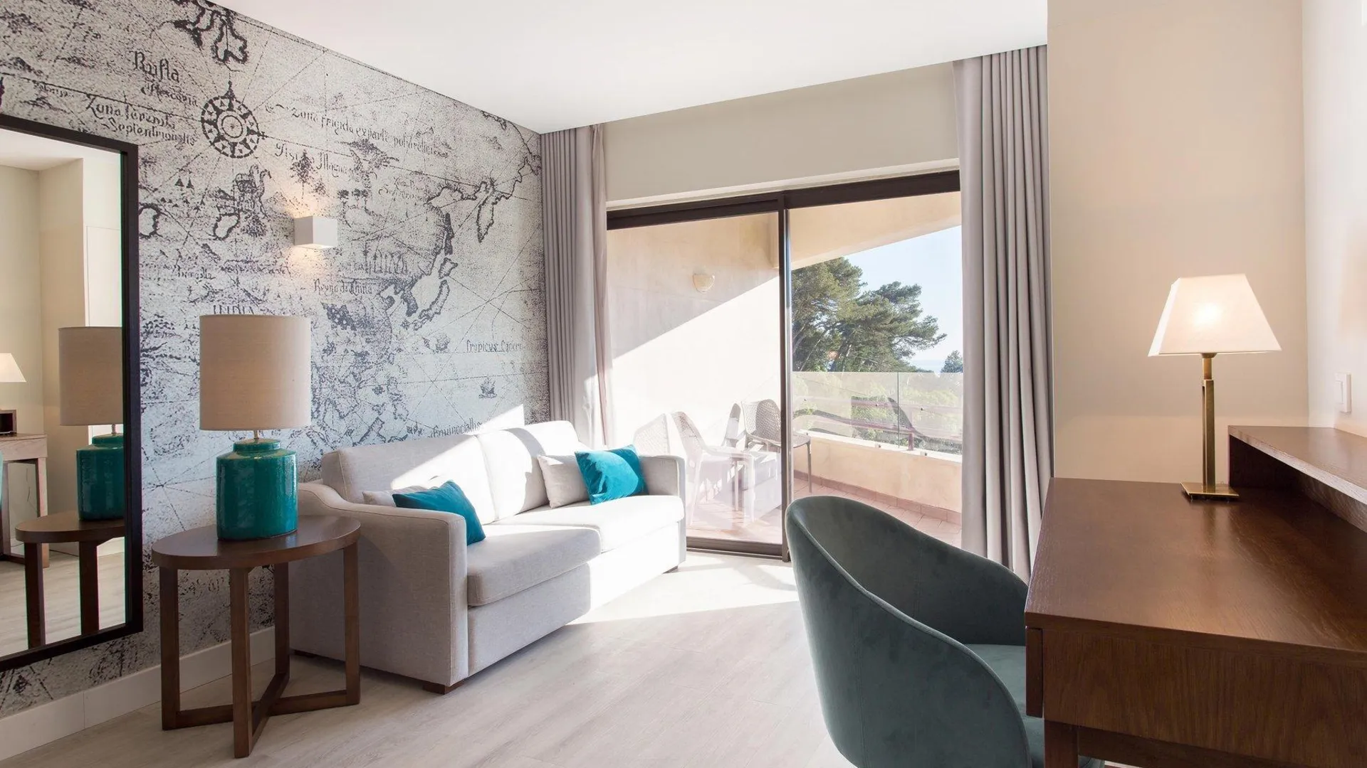 세심브라 포 포인츠 바이 쉐라톤 세심브라 4성급 호텔 스위트룸