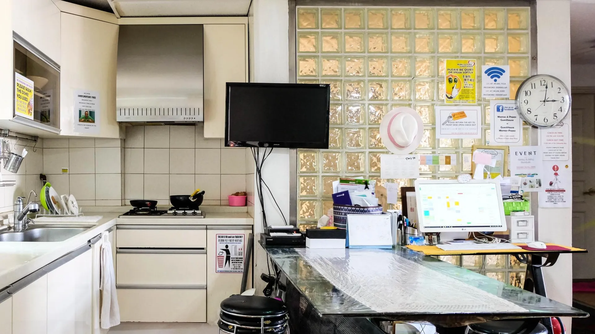 서울 마마스 앤 파파스 홍대 게스트하우스 1성급 호텔 레스토랑