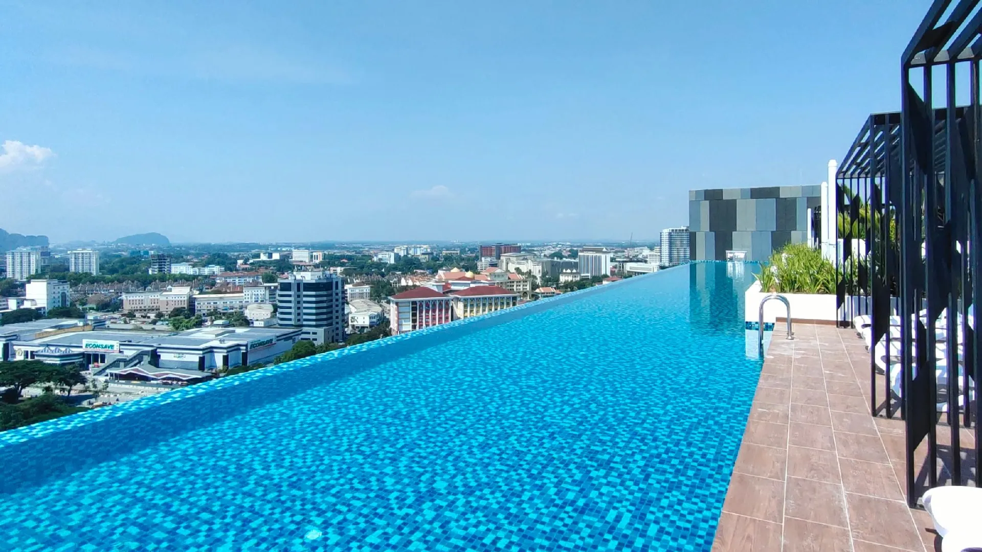 이포 캄풍 자와의 아파트먼트 (m², 침실 2개, 프라이빗 욕실 1개) 4성급 싱글룸 로비