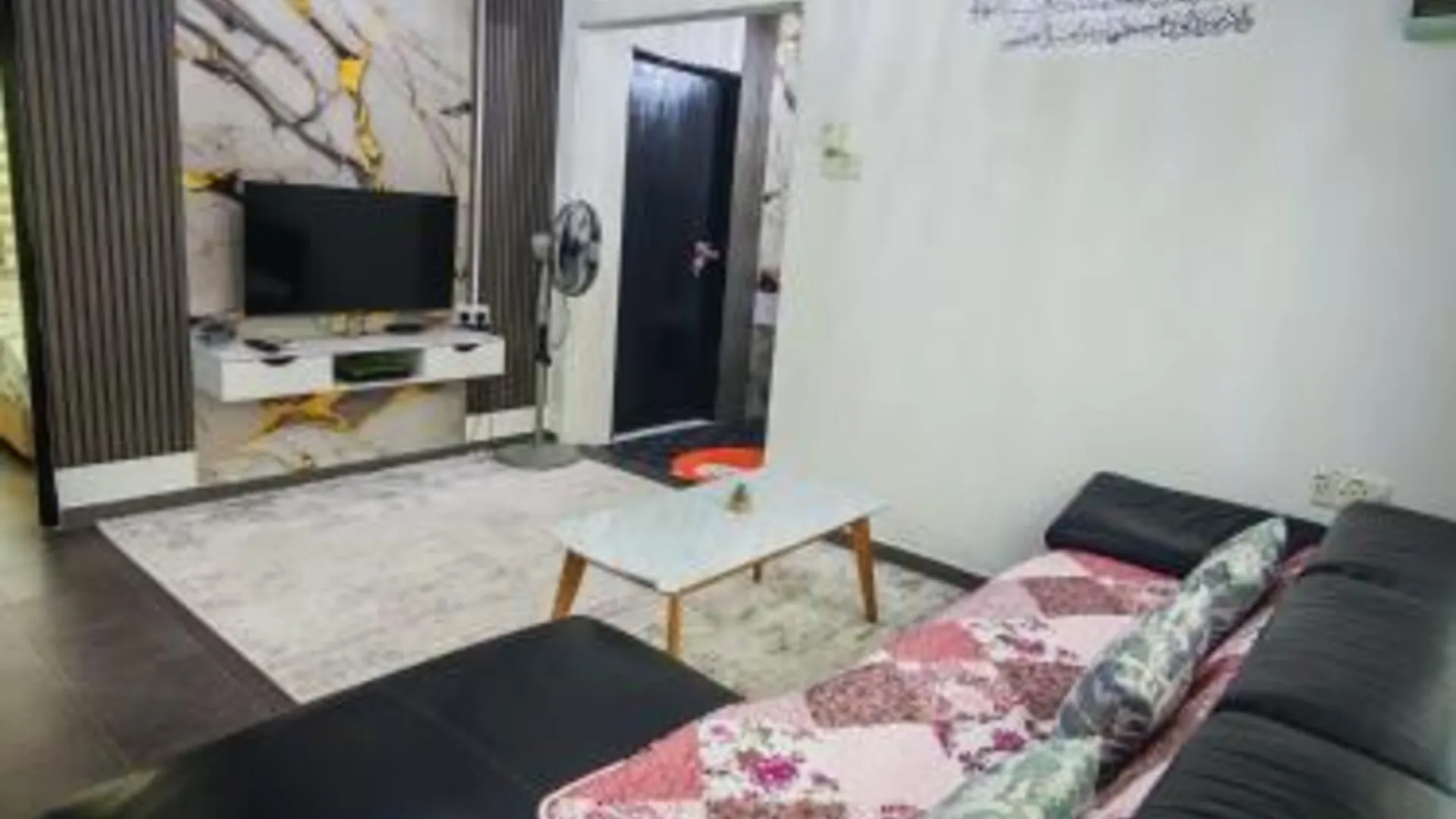 페칸 페칸시의 프라이빗 하우스 (m², 침실 3개, 프라이빗 욕실 2개) 3성급 게스트하우스 스위트룸