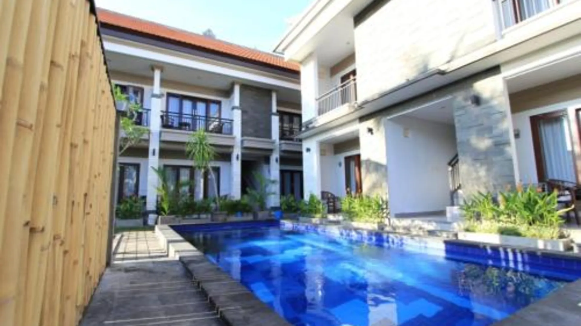 발리 데 두쿠 게스트하우스 1성급 호텔 로비