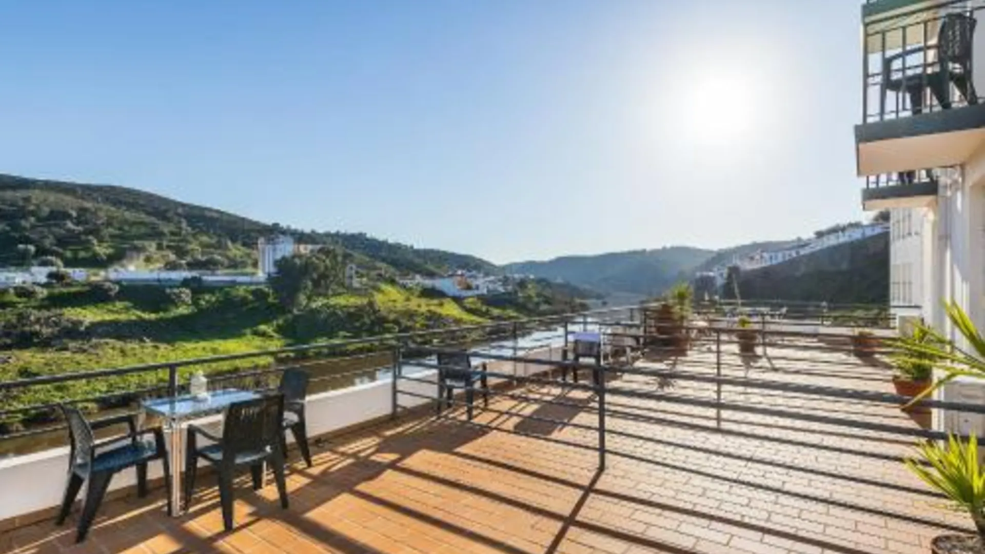 메르톨라 베이라 리우 호텔 3성급 호텔 외관