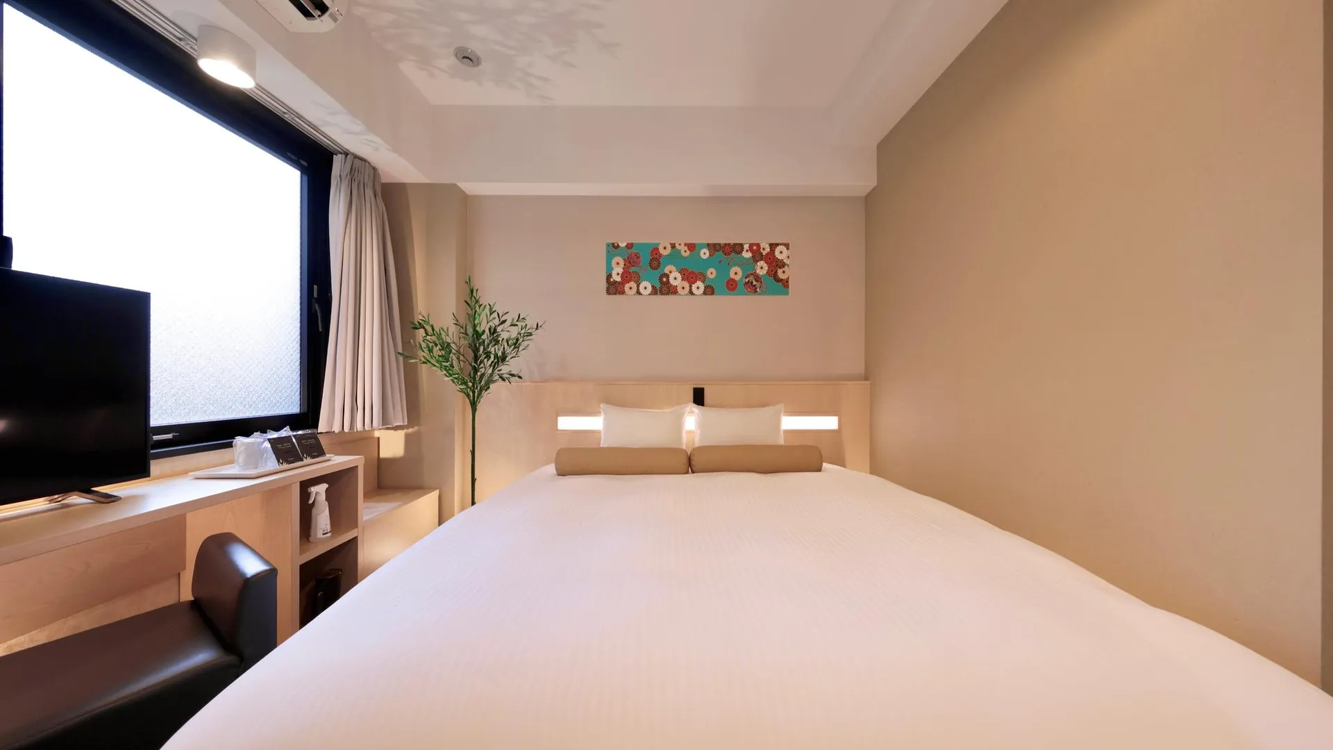 오사카 신사이바시-히가시 크리스탈 호텔 3성급 호텔 전망