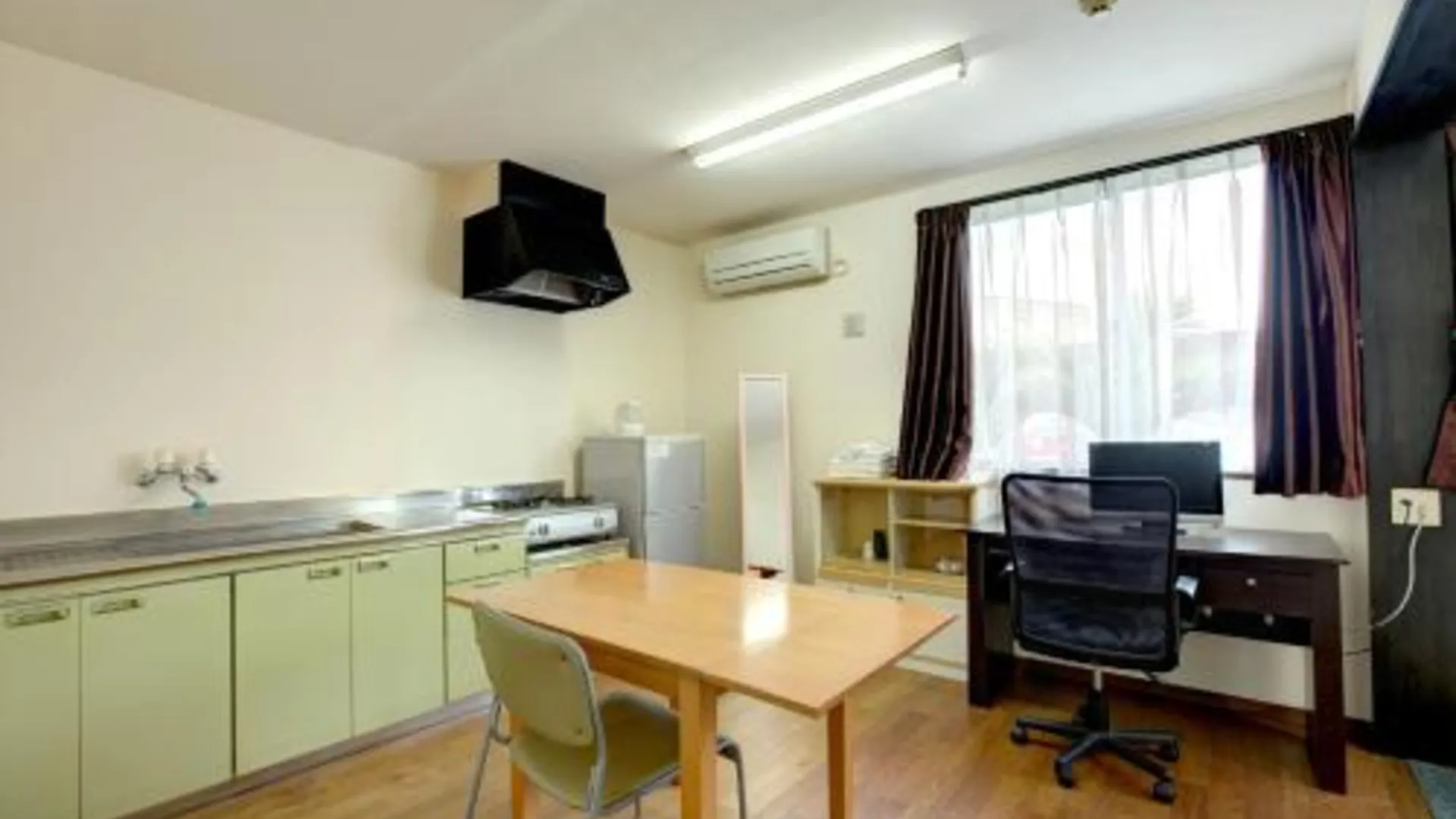 오키나와 본섬 호텔 서던 빌리지 오키나와 2성급 호텔 로비