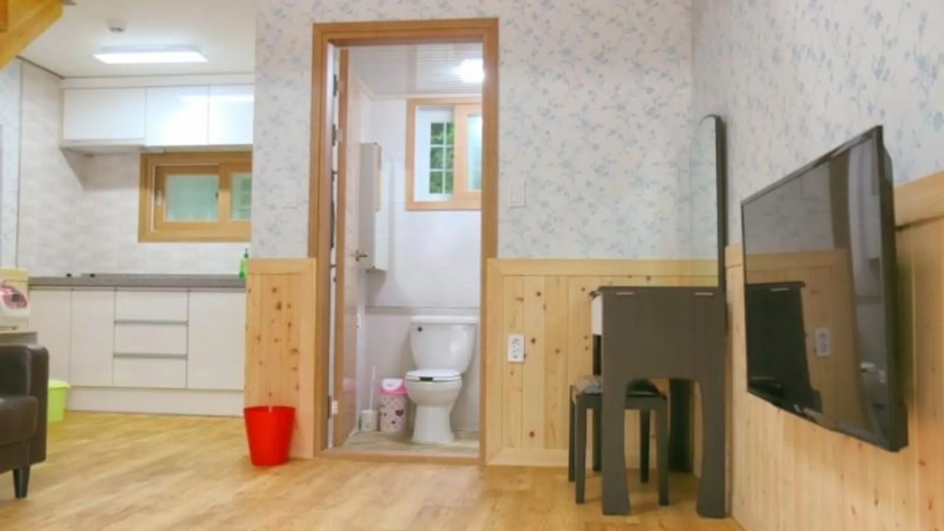 거창 함양 용추밸리캠핑장펜션 1성급 게스트하우스 스위트룸