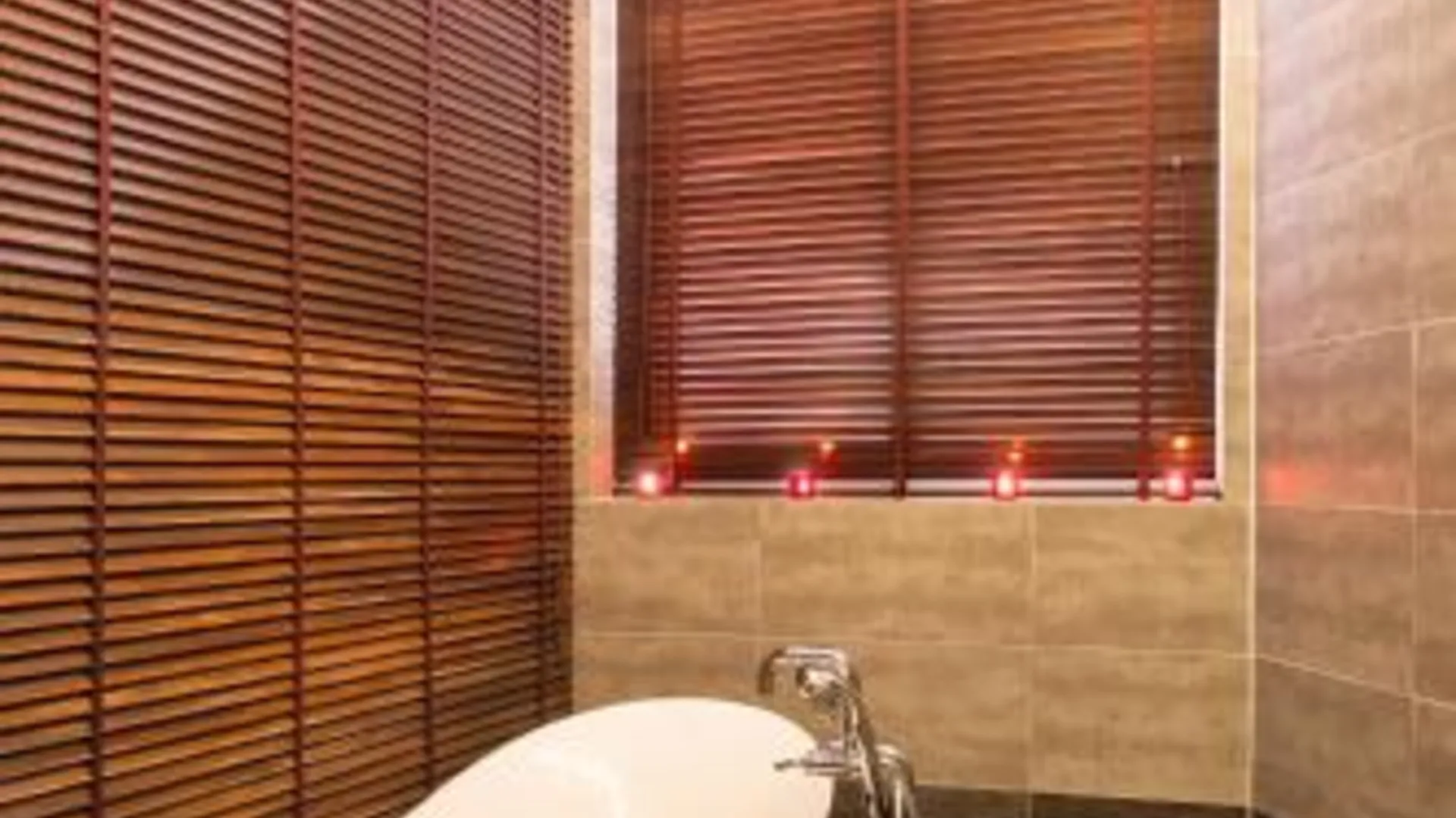 호치민 발렌타인 호텔 2성급 호텔 외관