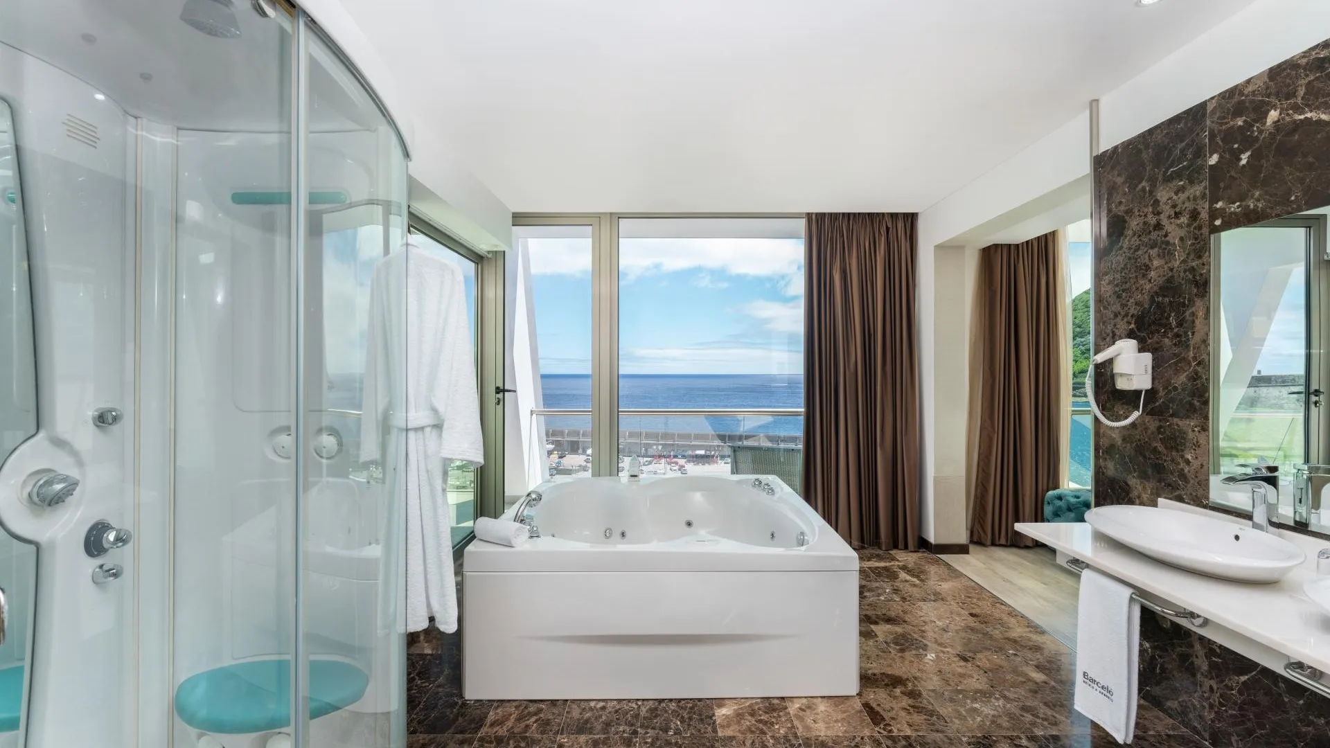 앙그라 두 에루이스무 Angra Marina Hotel 5성급 호텔 스위트룸