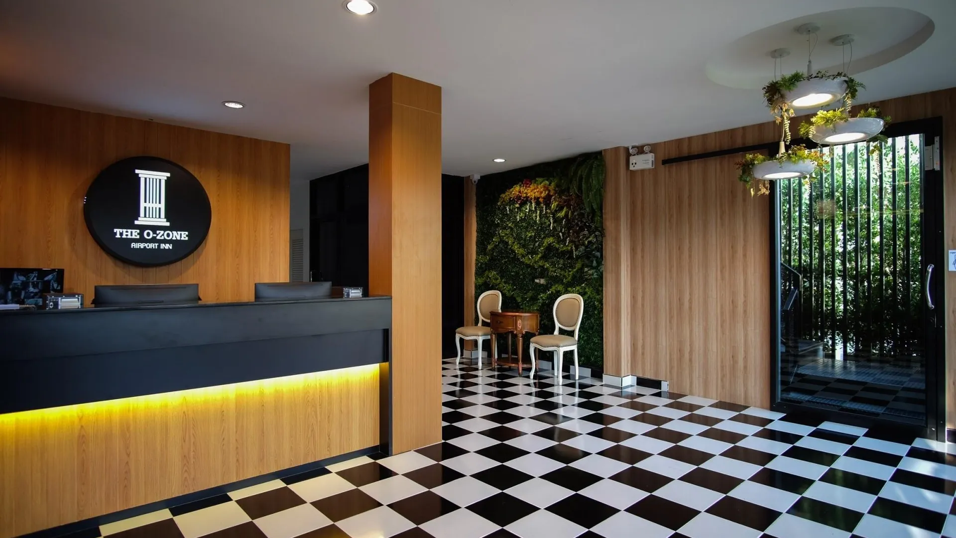 방콕 디 오존 에어포트 인 2성급 호텔 로비