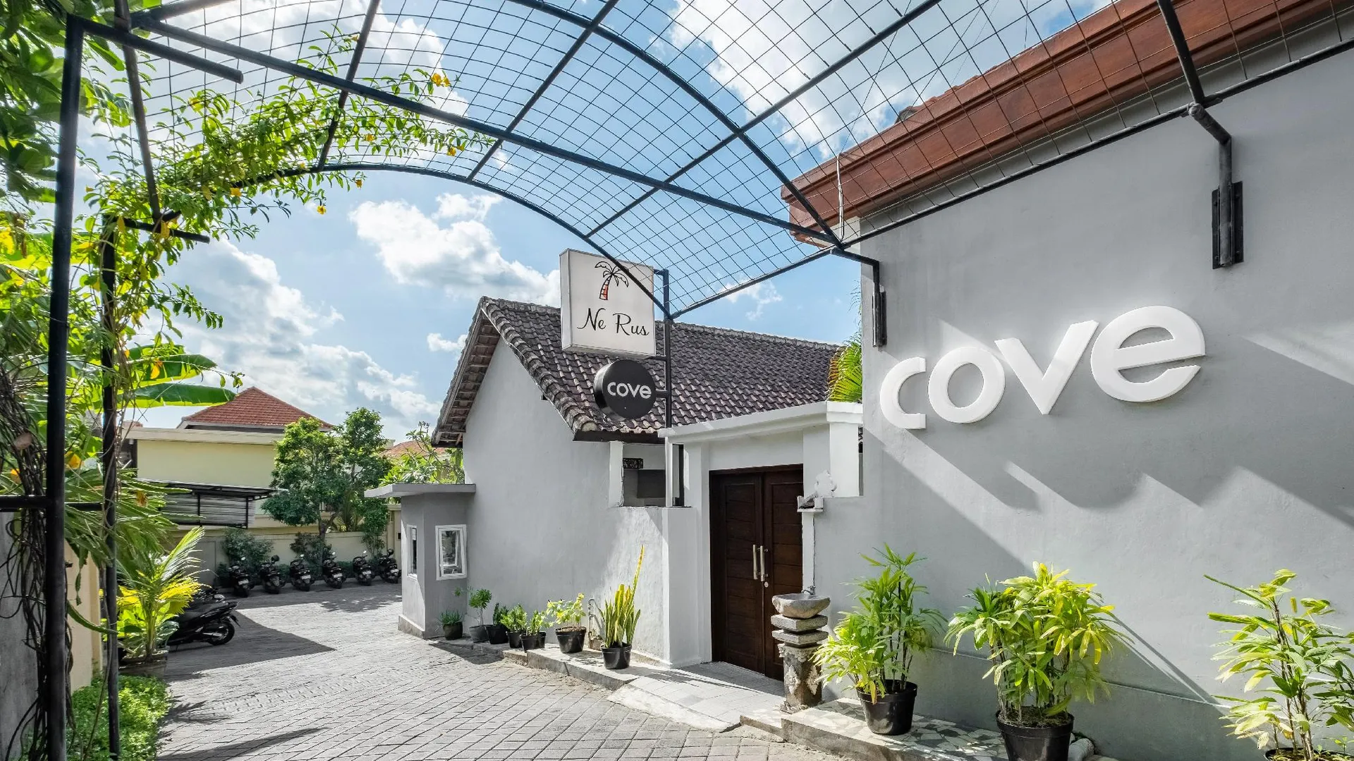 발리 코브 아르간타 3성급 호텔 수영장