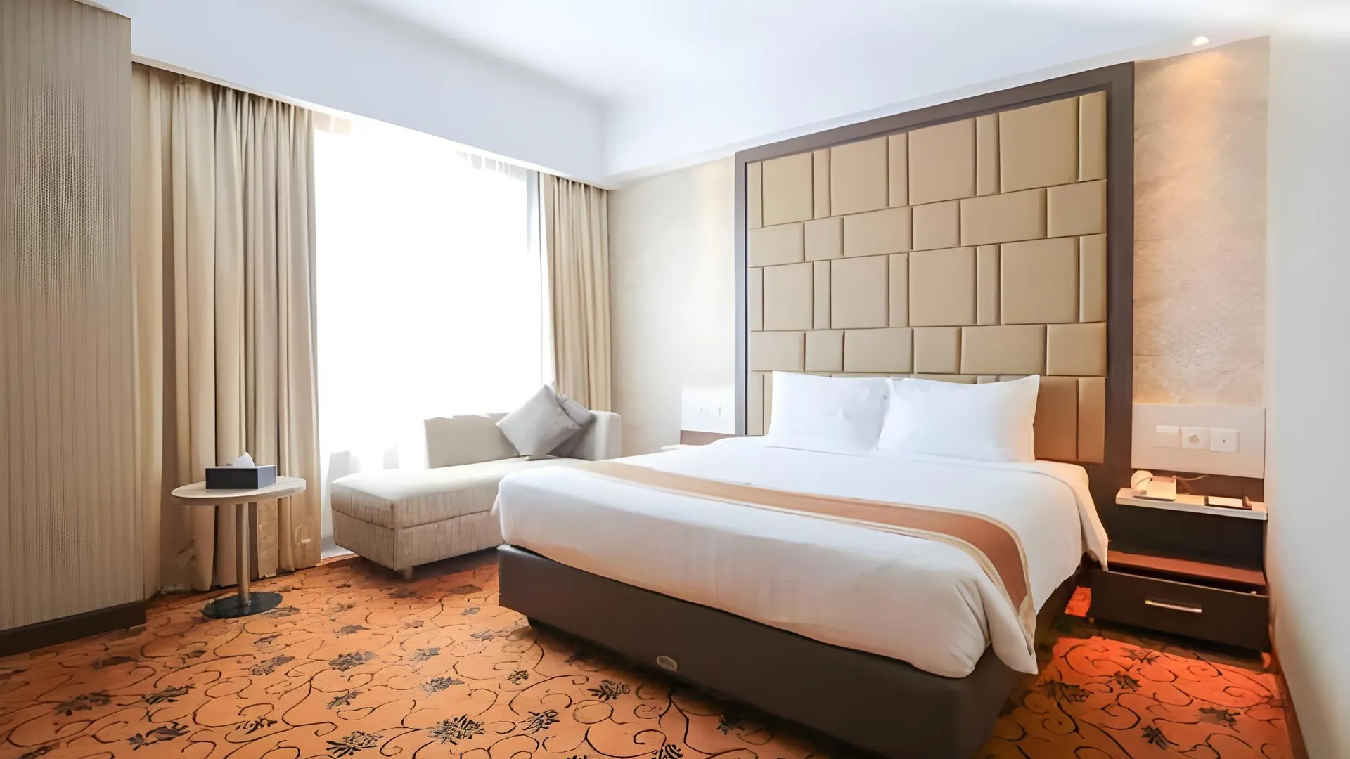 마카사르 호텔 렘시 3성급 호텔 스위트룸