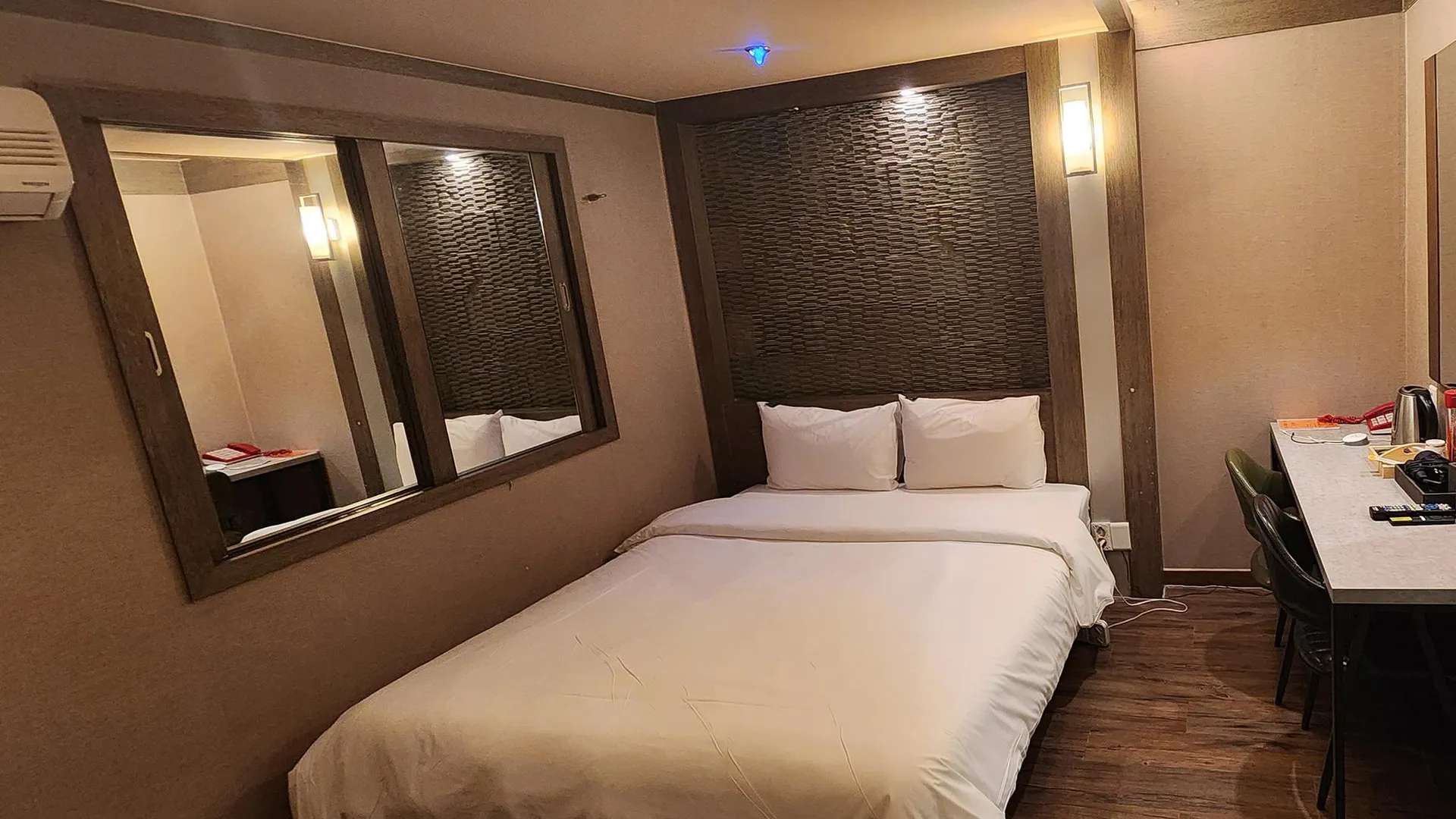 서울 잠실(방이) 호텔 짬 1성급 호텔 스위트룸