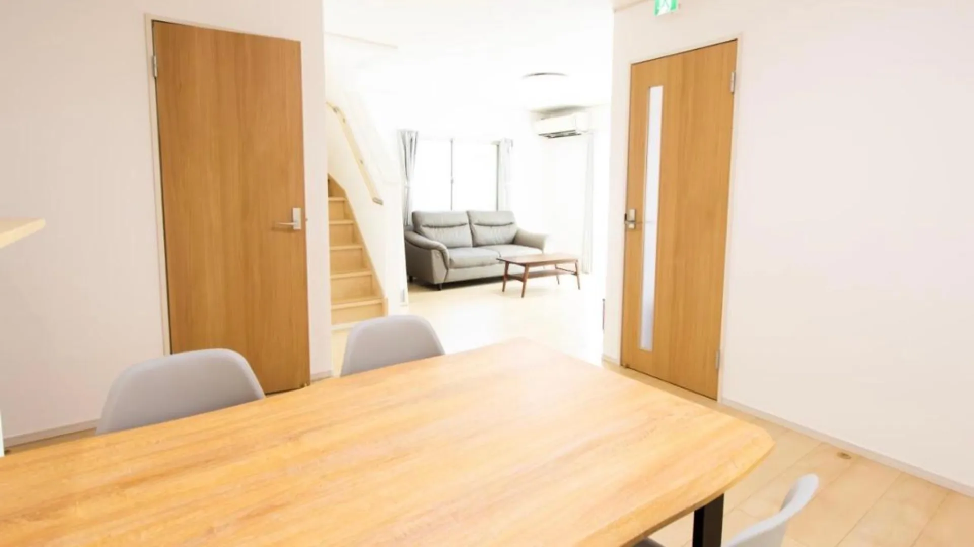 후쿠오카 FUKUNOSOU DAZAIFU 4성급 싱글룸 로비