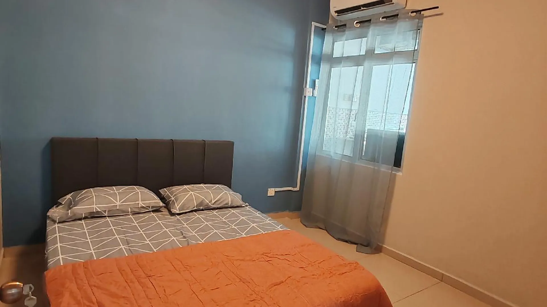 포트 딕슨 시 루사의 아파트먼트 (1065m², 침실 3개, 프라이빗 욕실 2개) 3성급 싱글룸 레스토랑