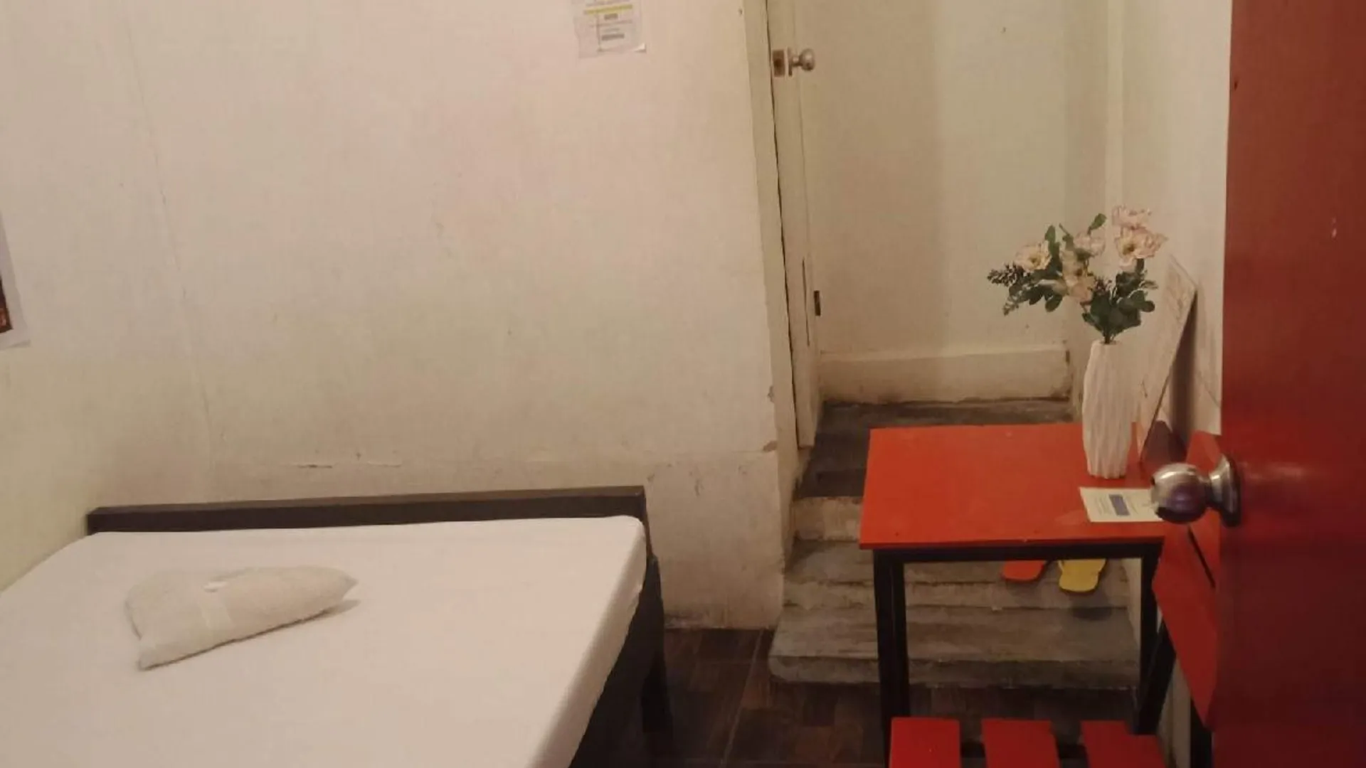 세부 만다웨 시티의 아파트먼트 (200m², 침실 1개, 프라이빗 욕실 1개) 2성급 싱글룸 전망