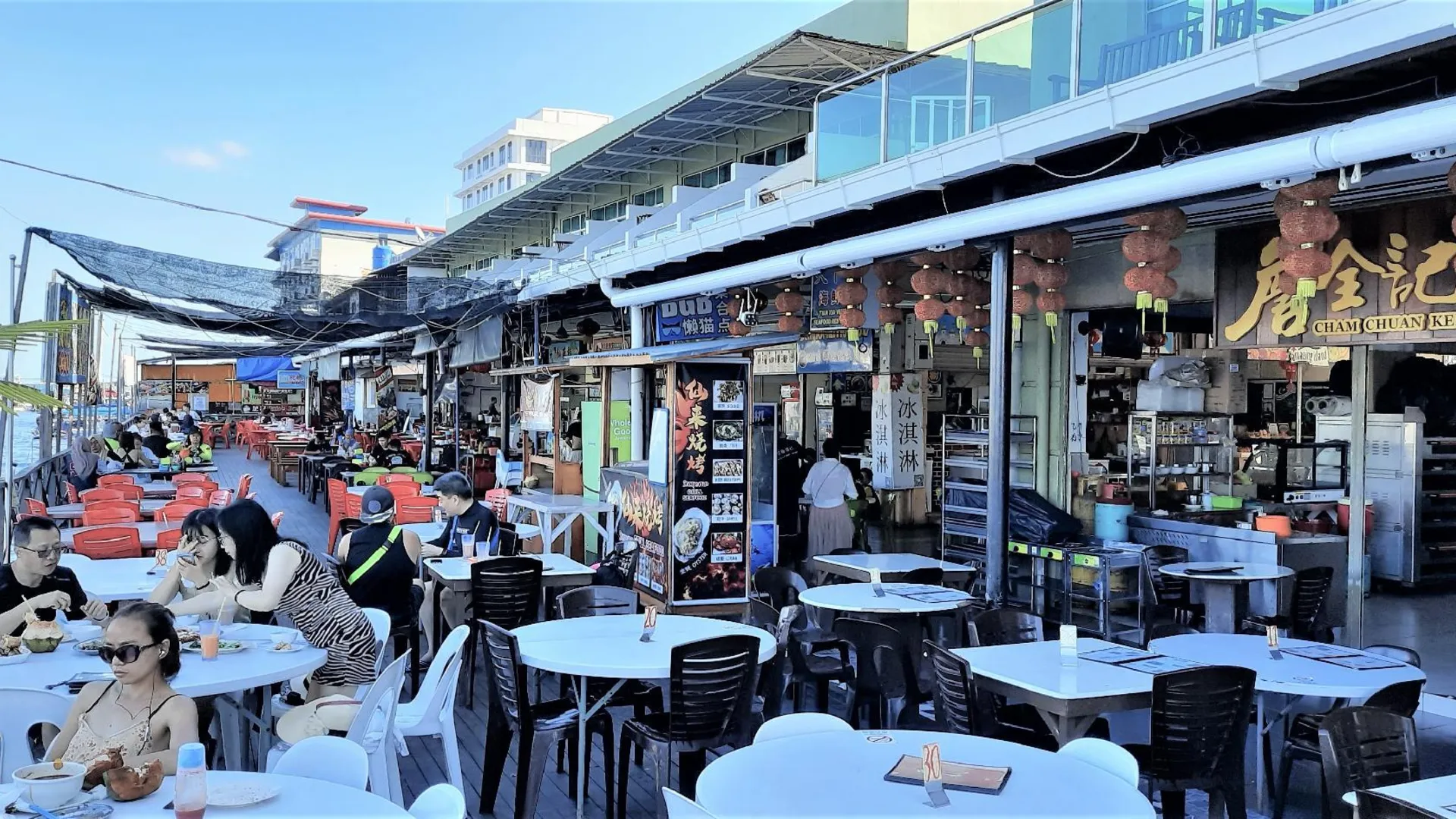 셈포르나 시파단 인 1 3성급 호텔 외관