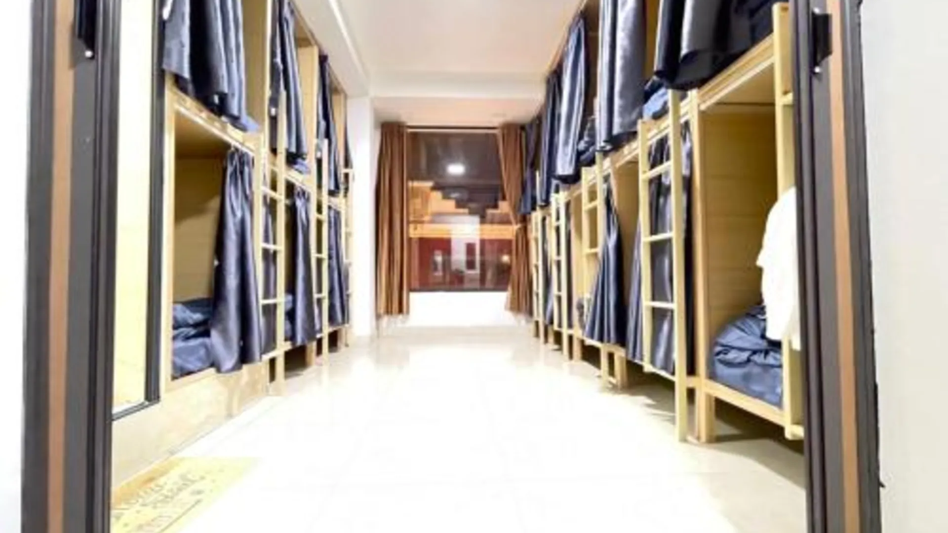 사파 냣츠 사파 센트럴 호스텔 2성급 호텔 스위트룸