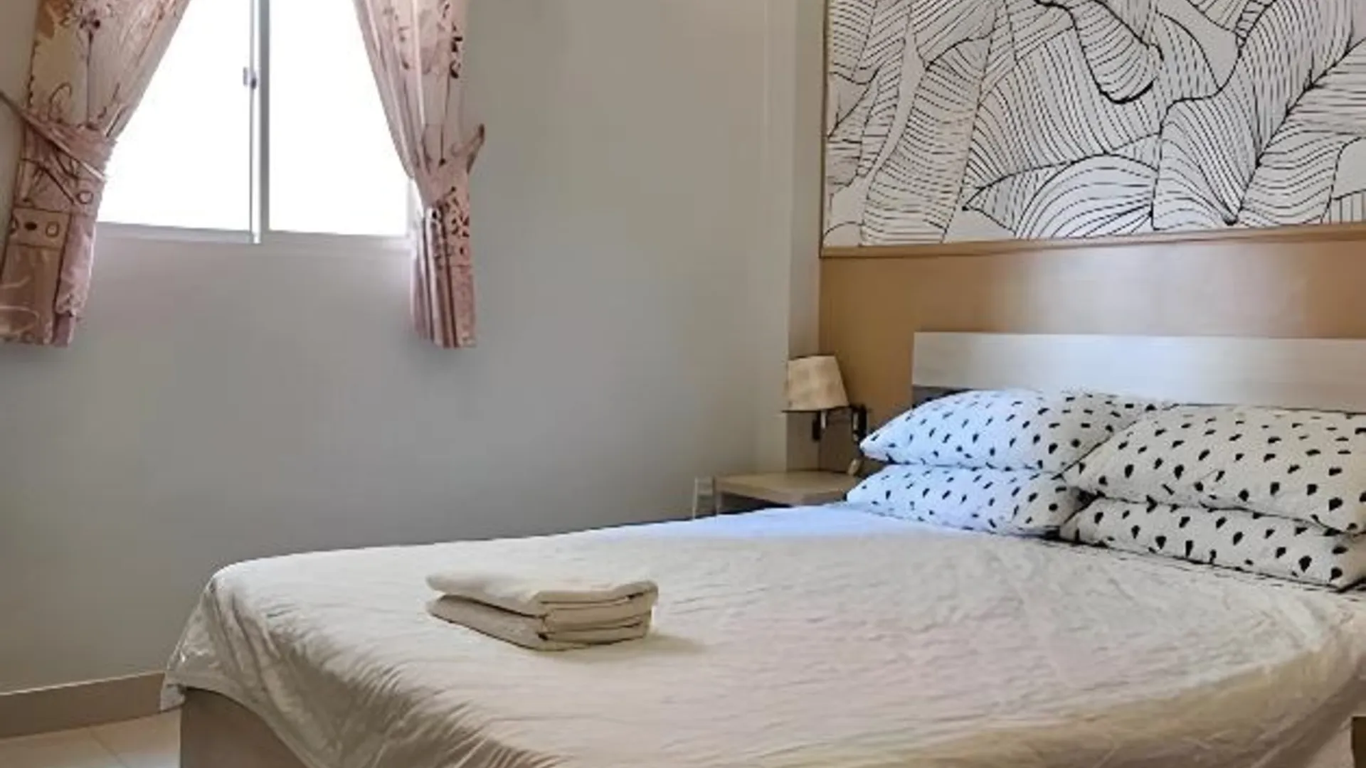 호치민 롱 호스텔 1성급 호텔 스위트룸