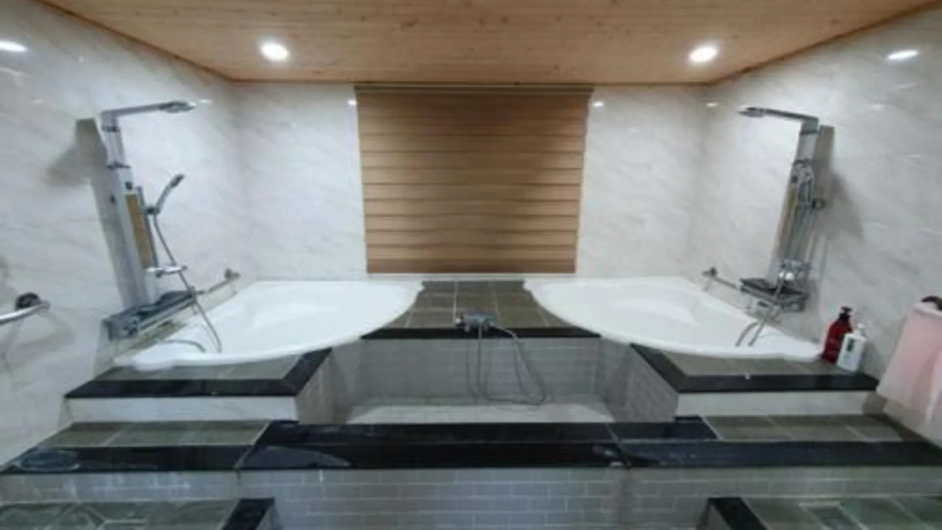 보령 문효원 2성급 호텔 스위트룸