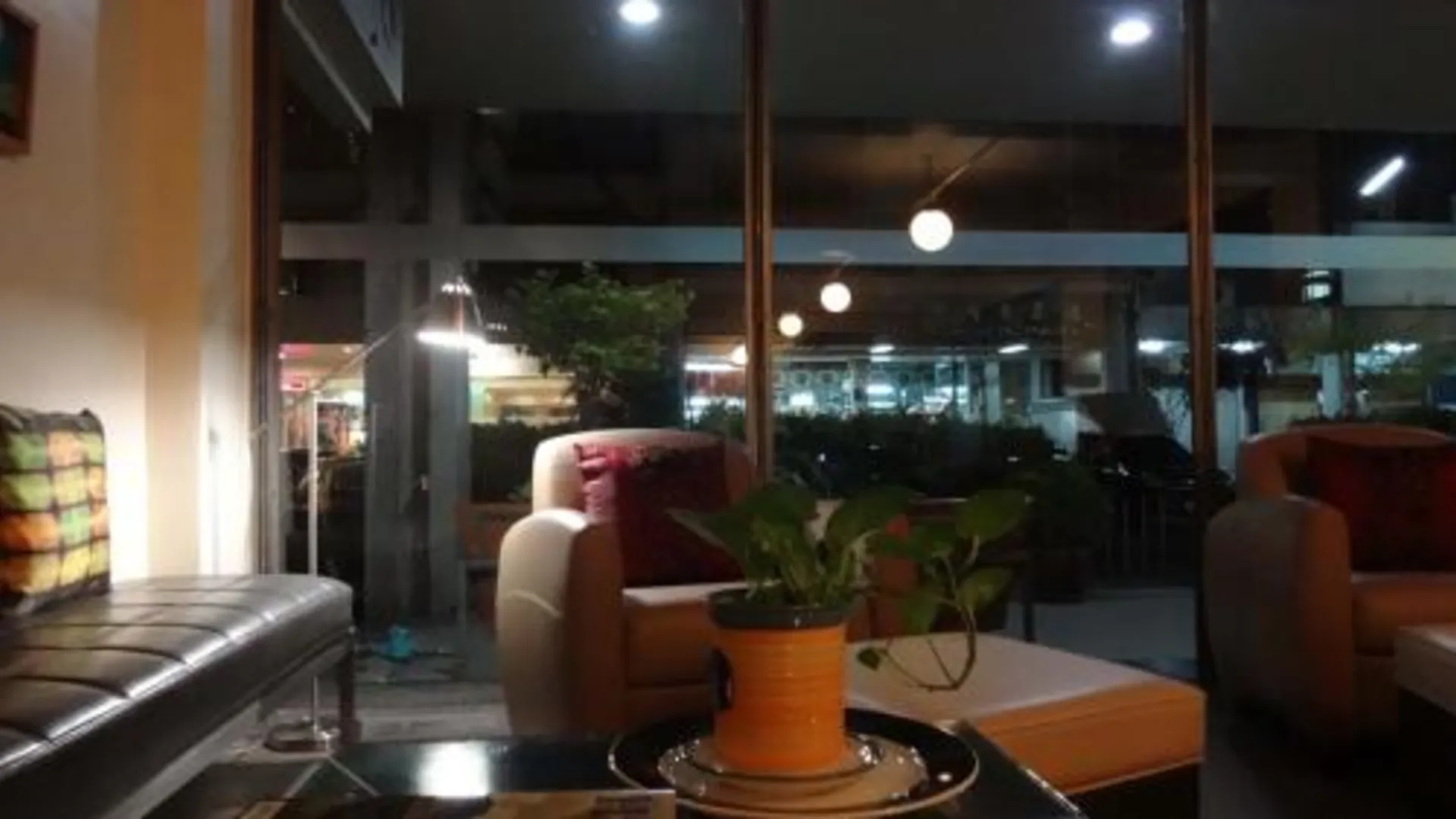 방콕 망고 베드룸 인 2성급 호텔 객실