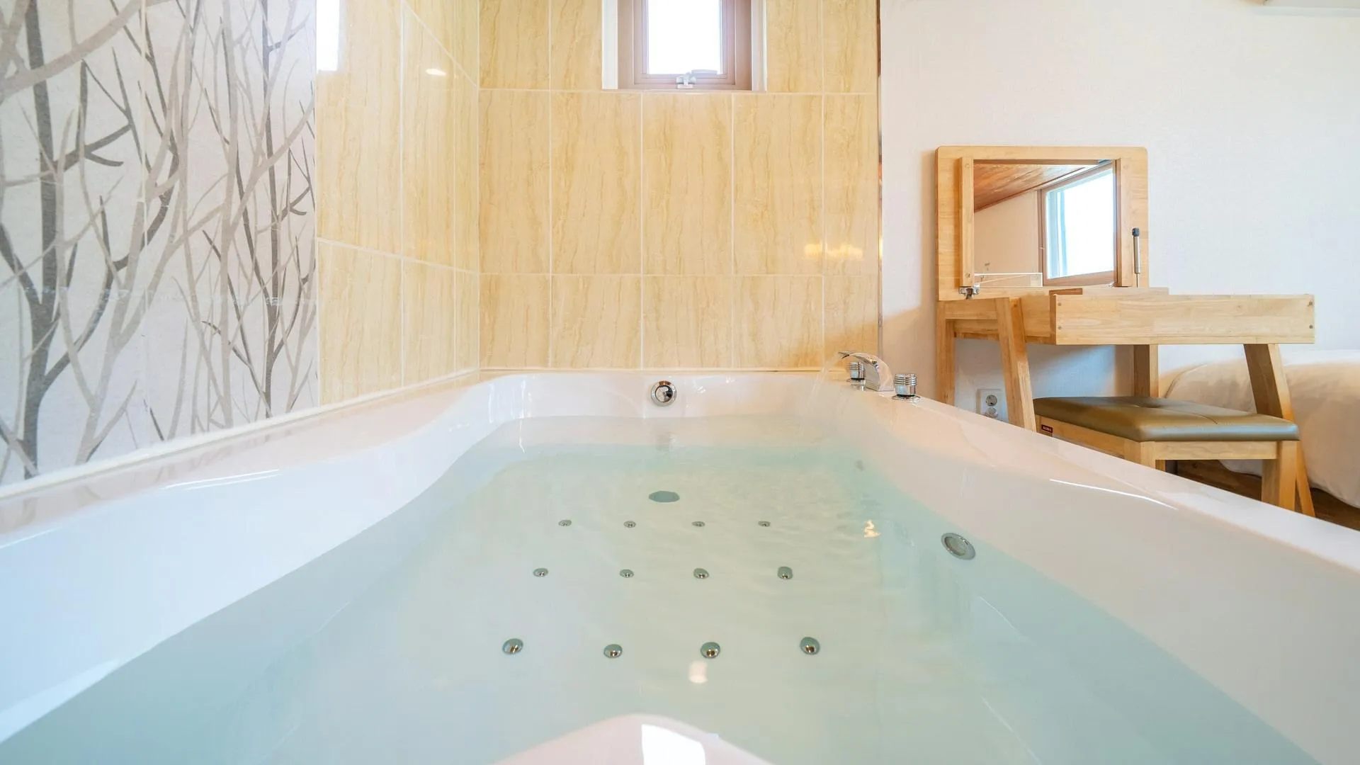 가평 가평 아롬스파펜션 3성급 게스트하우스 전망