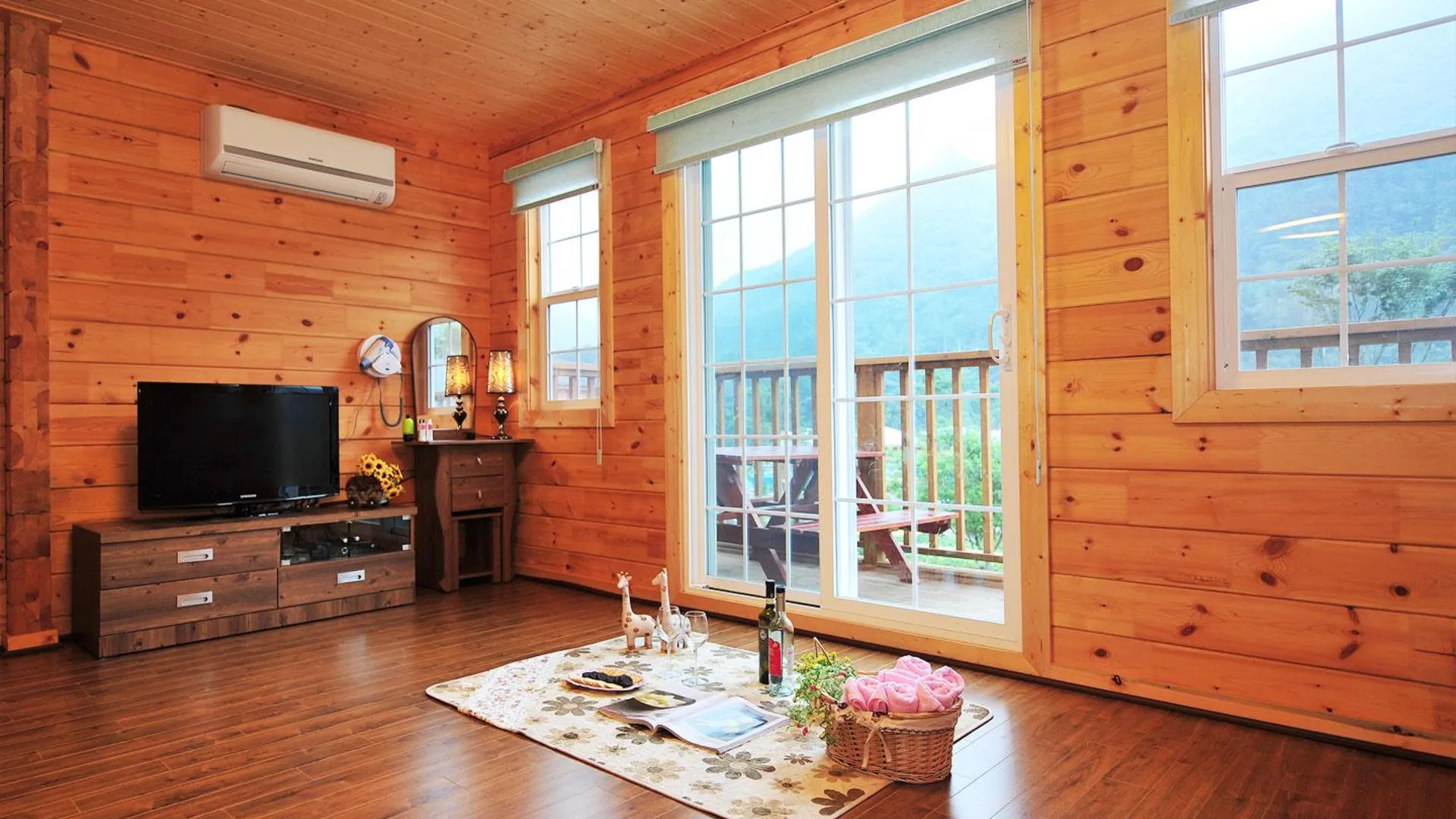 진안군 완주 거인산촌생태마을펜션 2성급 게스트하우스 스위트룸