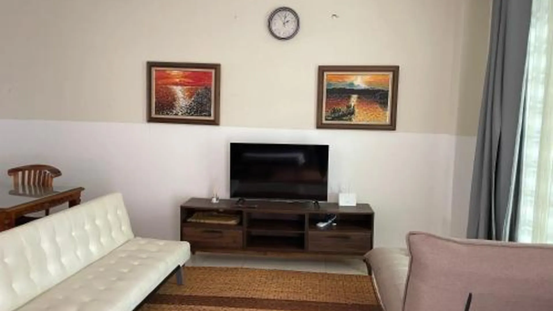 말라카 바투 베렌담의 프라이빗 하우스 (100m², 침실 3개, 프라이빗 욕실 3개) 3성급 게스트하우스 스위트룸