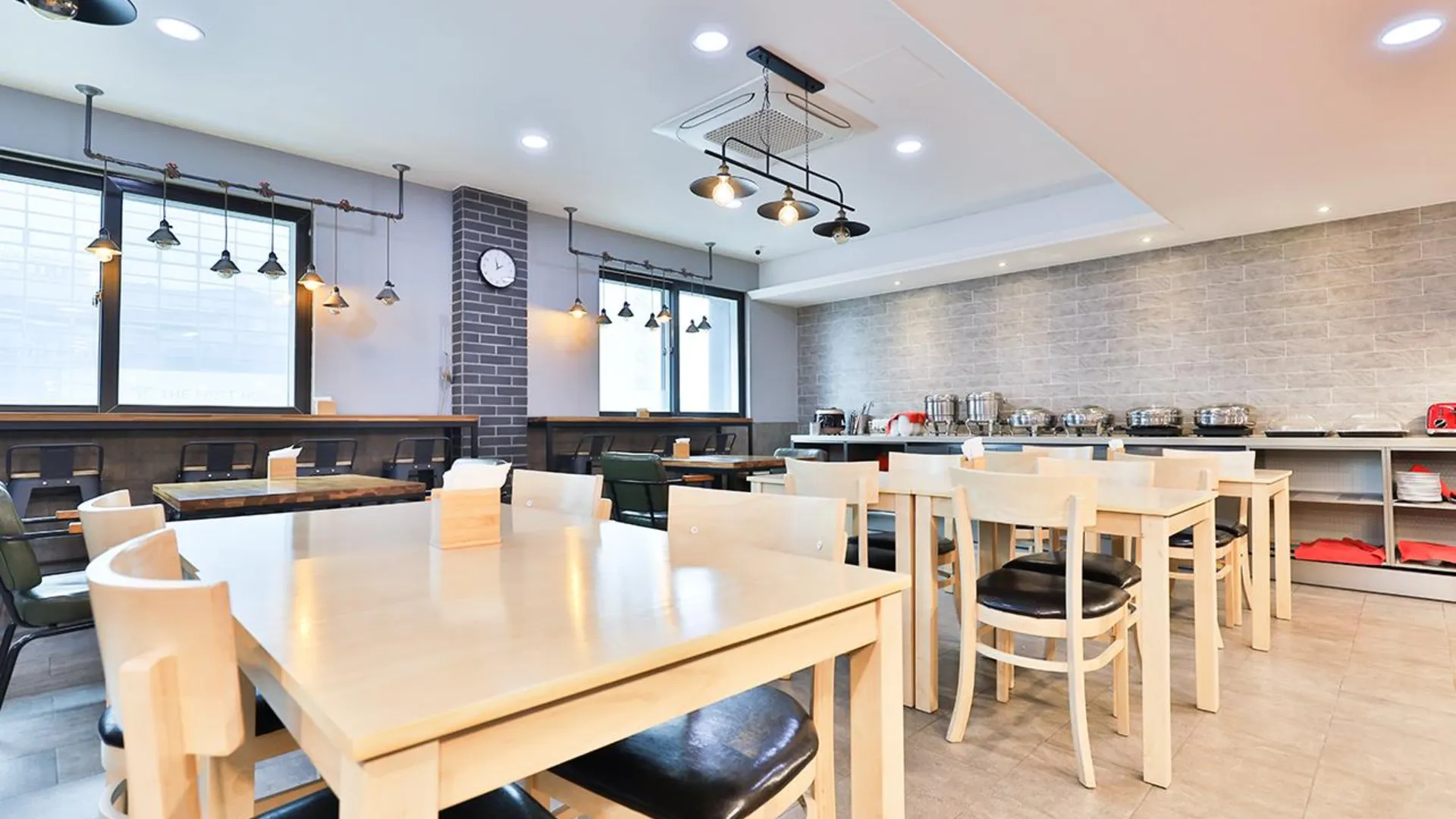 창원 더 퍼스트 호텔 3성급 호텔 전망