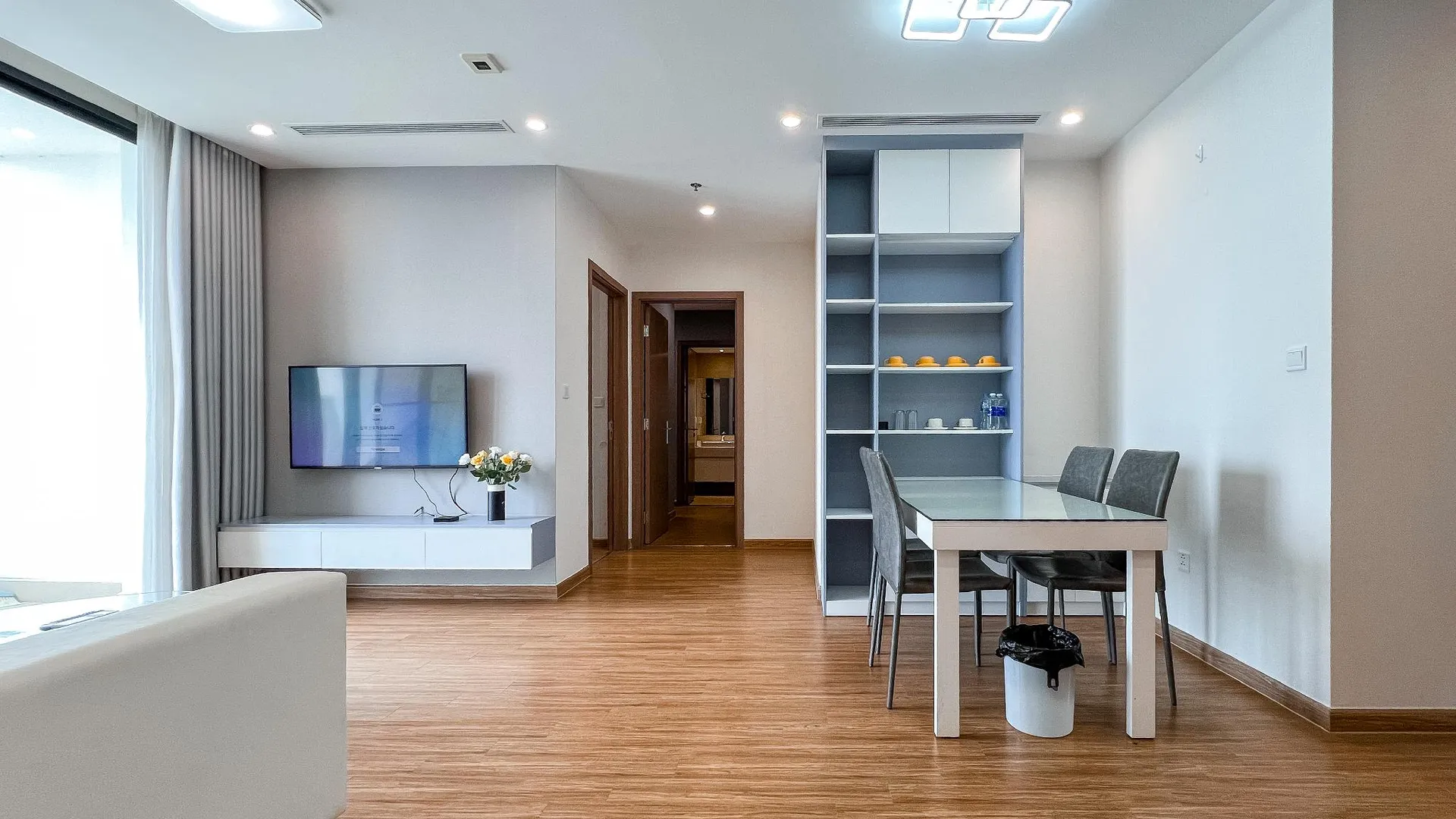 하노이 럭스하우징 빈홈즈 스카이레이크 5성급 호텔 객실