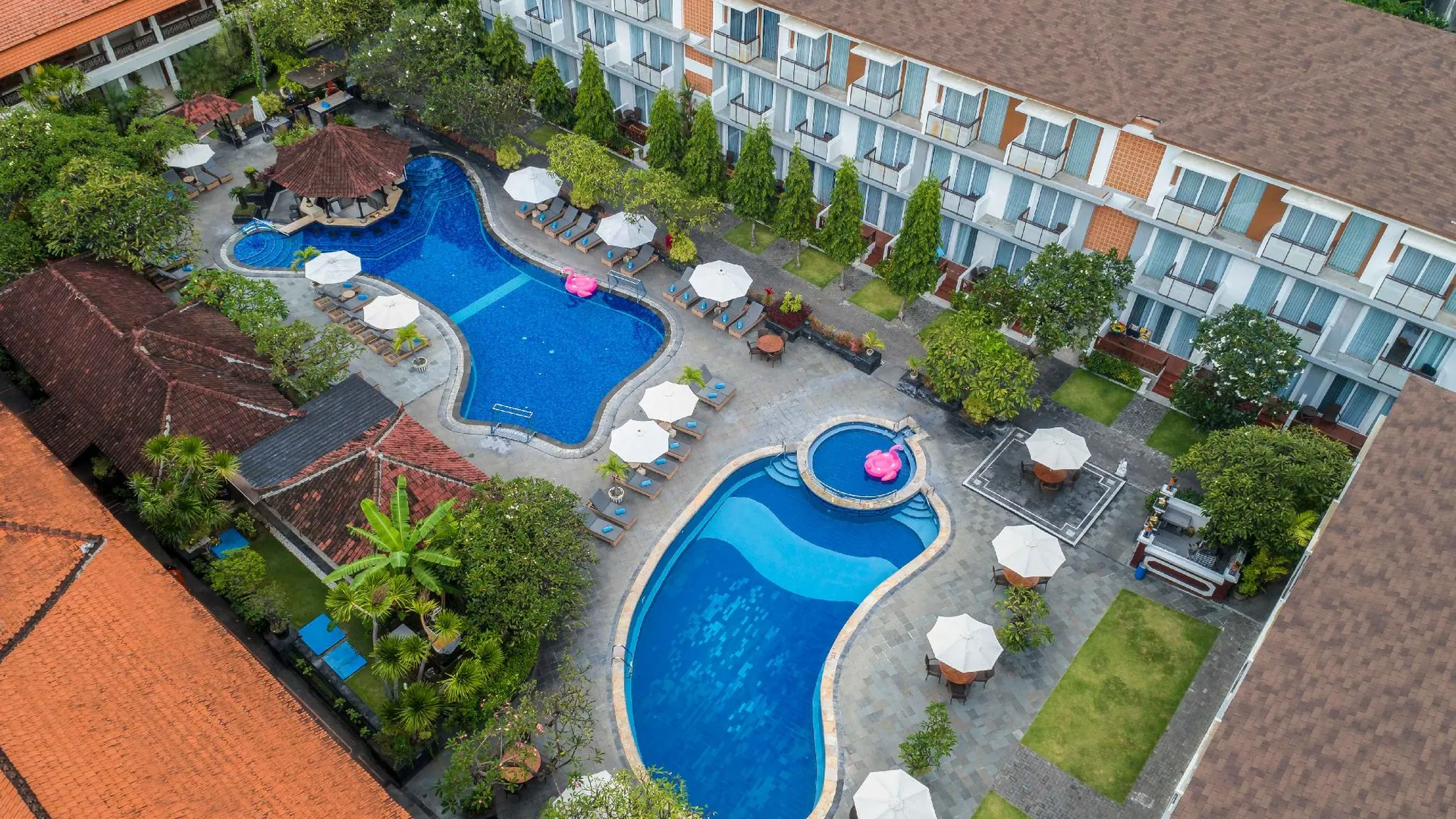 발리 쿠타 비치 클럽 호텔 4성급 호텔 수영장