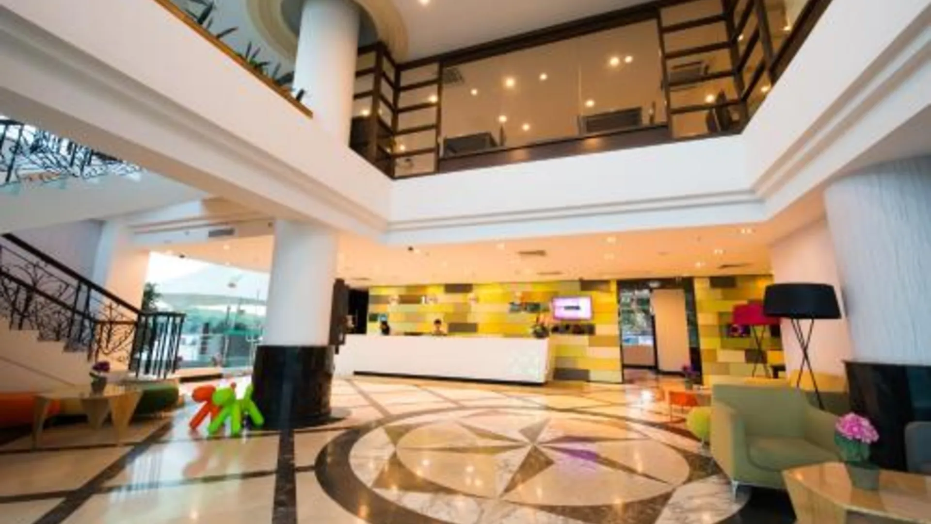 쿠안탄 메가 뷰 호텔 3성급 호텔 외관