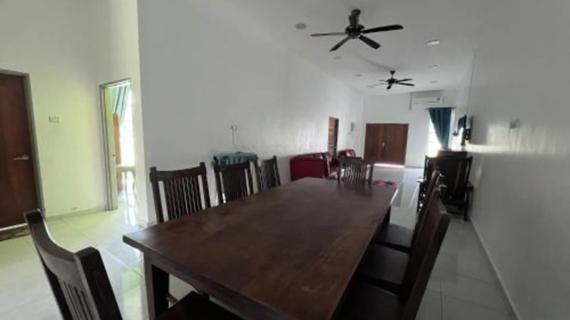 쿠안탄 Saujana Villa Cherok Paloh, Kuantan Beach  2성급 호텔 외관