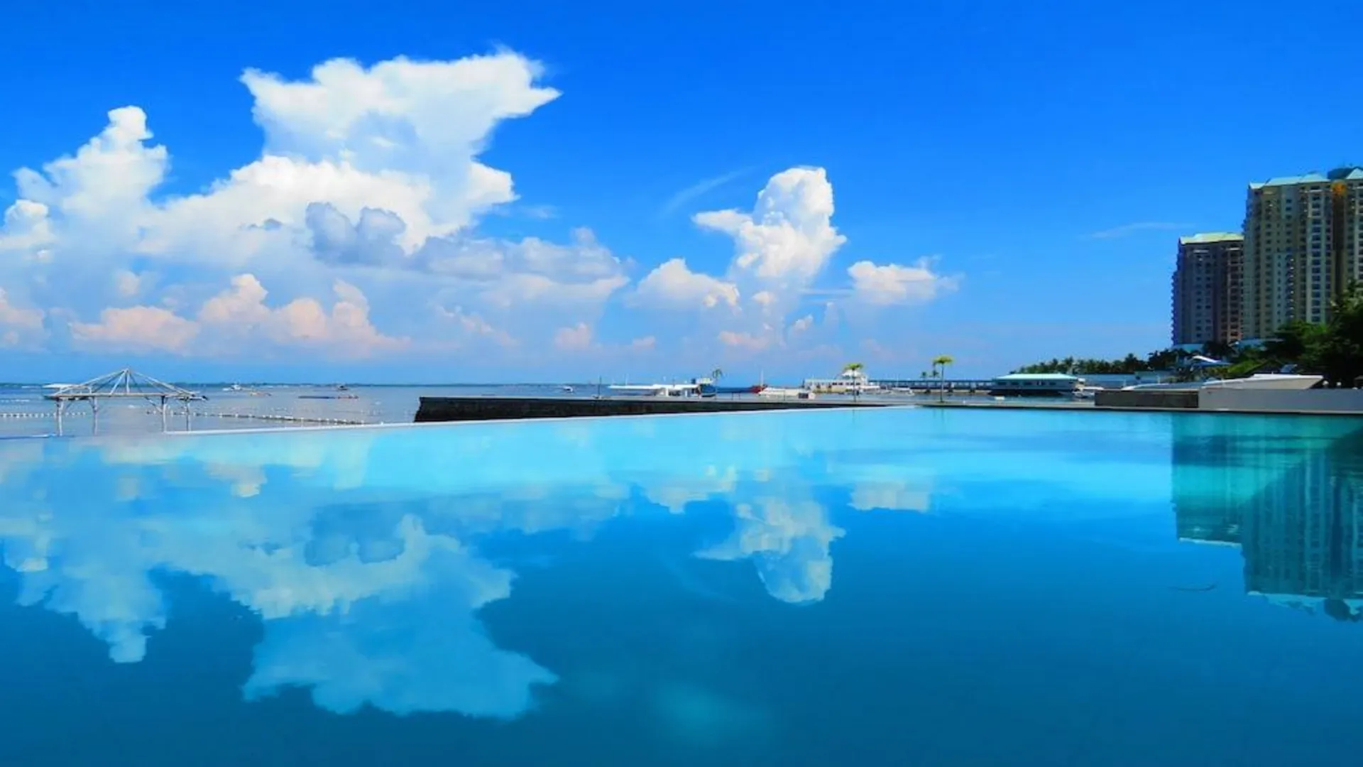 세부 아오조라 씨사이드 막탄 호텔 로비