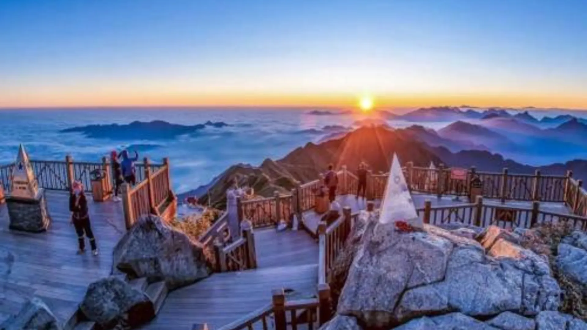 사파 냣츠 사파 센트럴 호스텔 2성급 호텔 외관