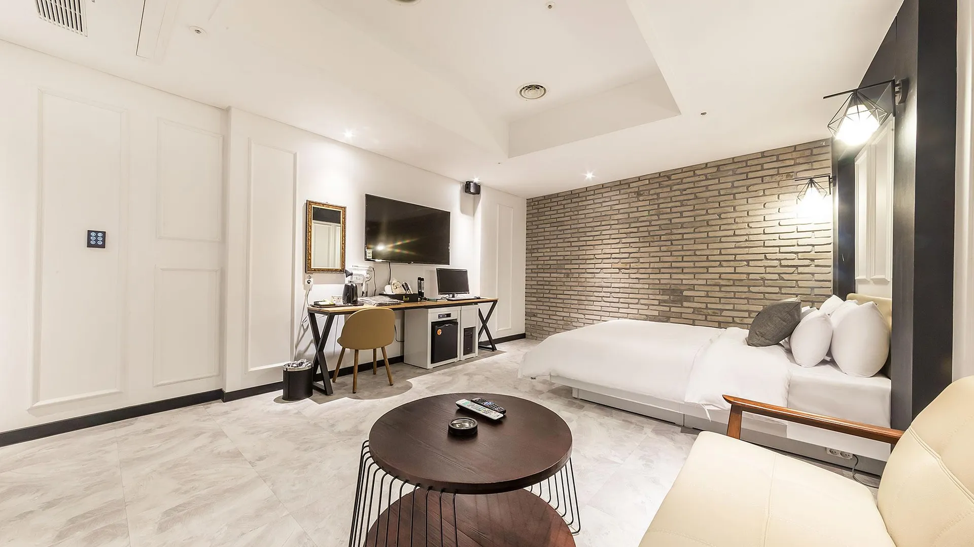 수원 수원(세류역) 쟈니비 3성급 호텔 스위트룸