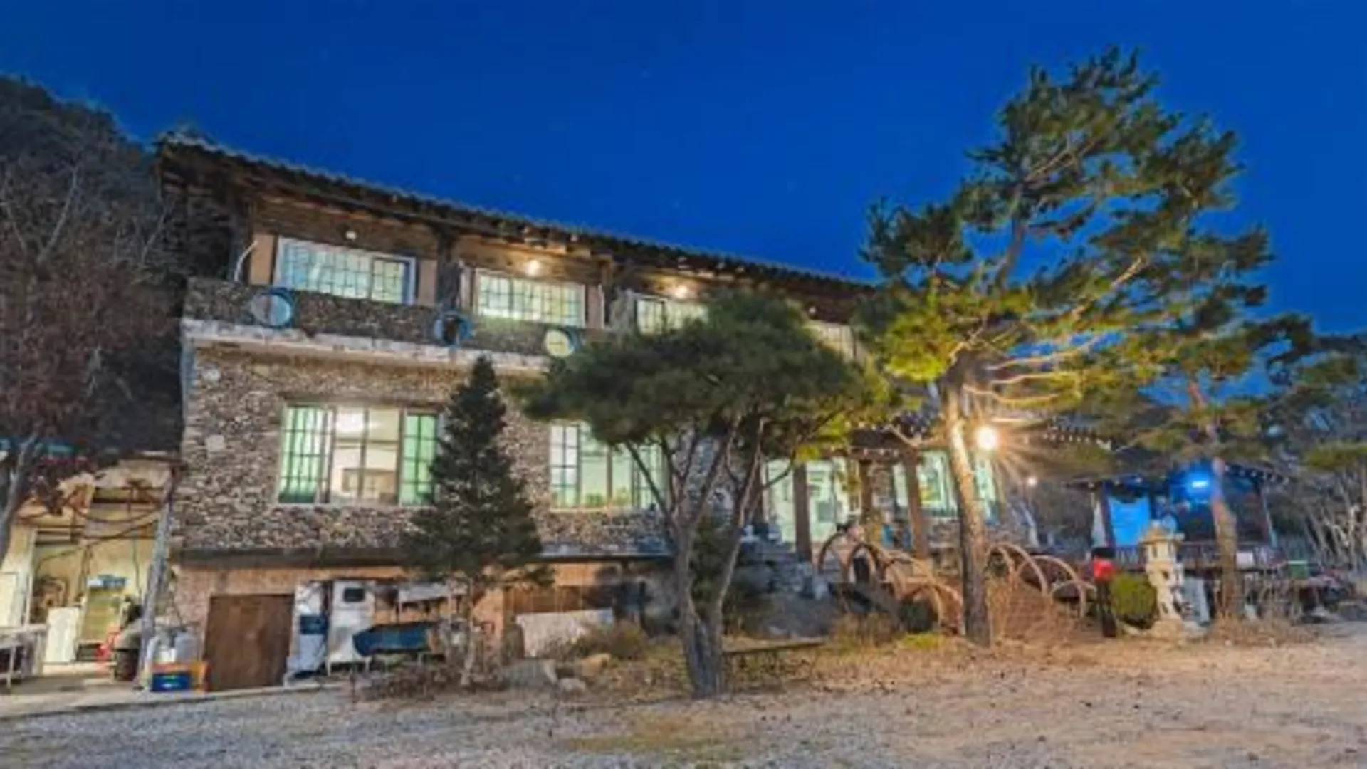 가평 가평 돌궁 펜션 캠핑장 2성급 게스트하우스 외관