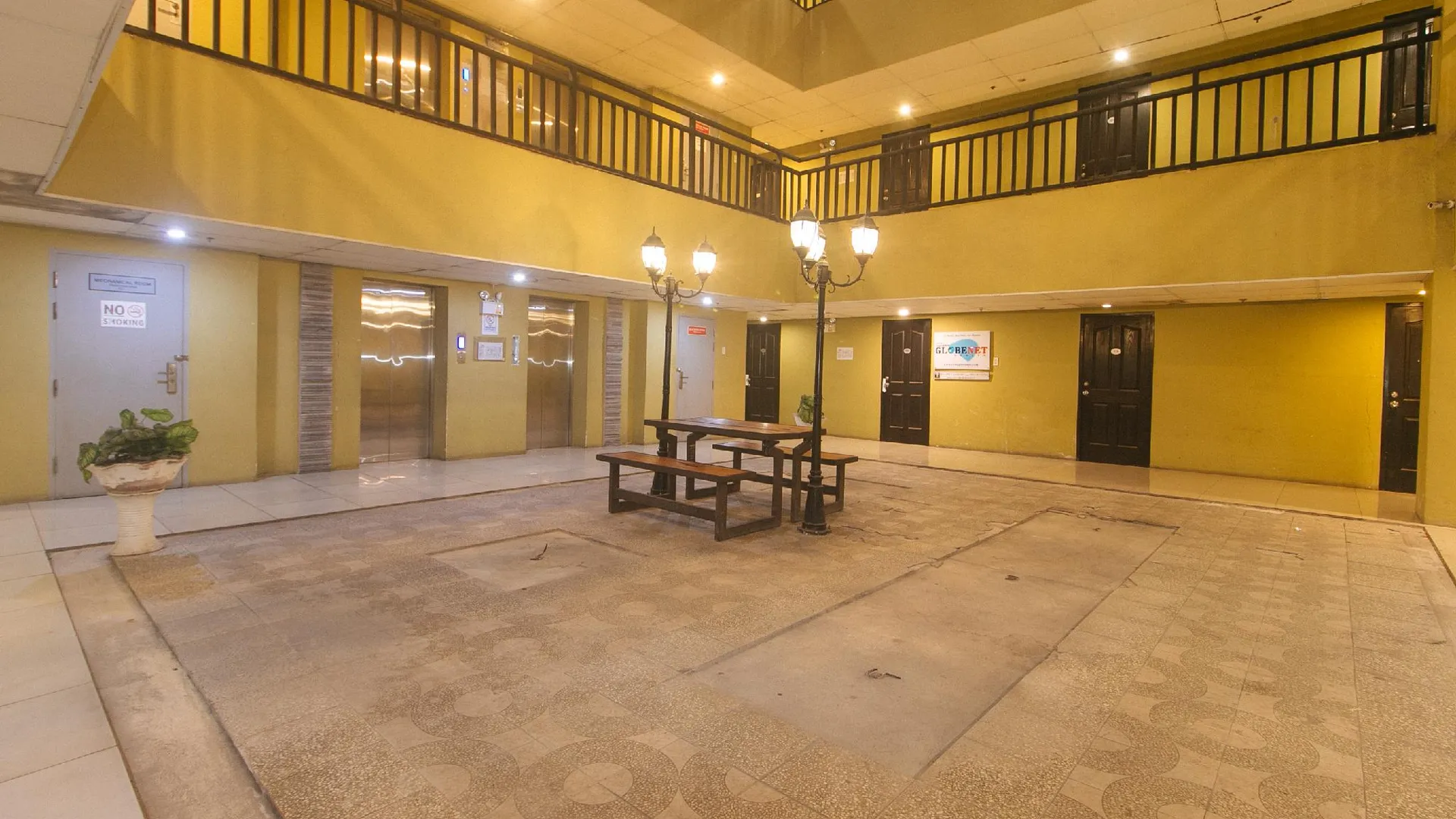 세부 산마리노 JY7 렌탈스 바이 레드도어즈 1성급 호텔 레스토랑