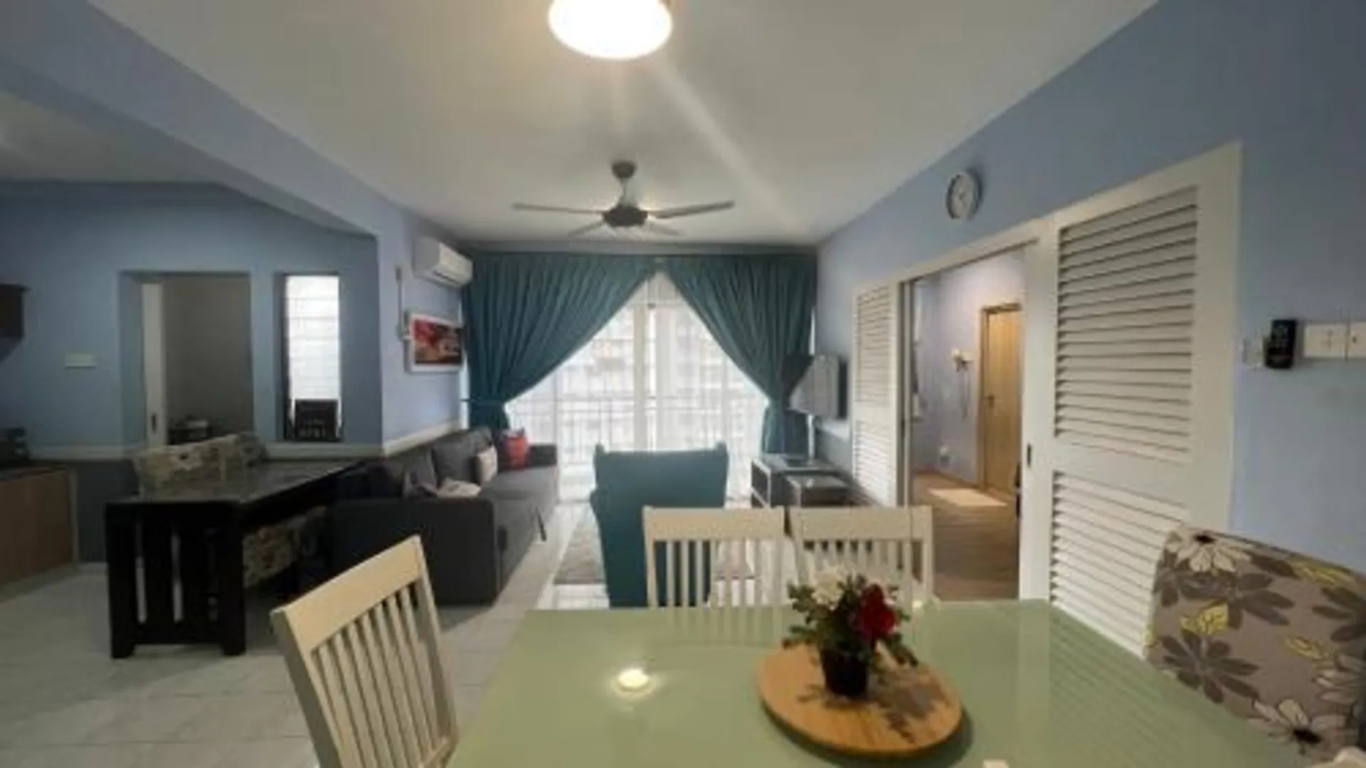 말라카 알러 가자의 아파트먼트 (1028m², 침실 2개, 프라이빗 욕실 2개) 4성급 게스트하우스 로비