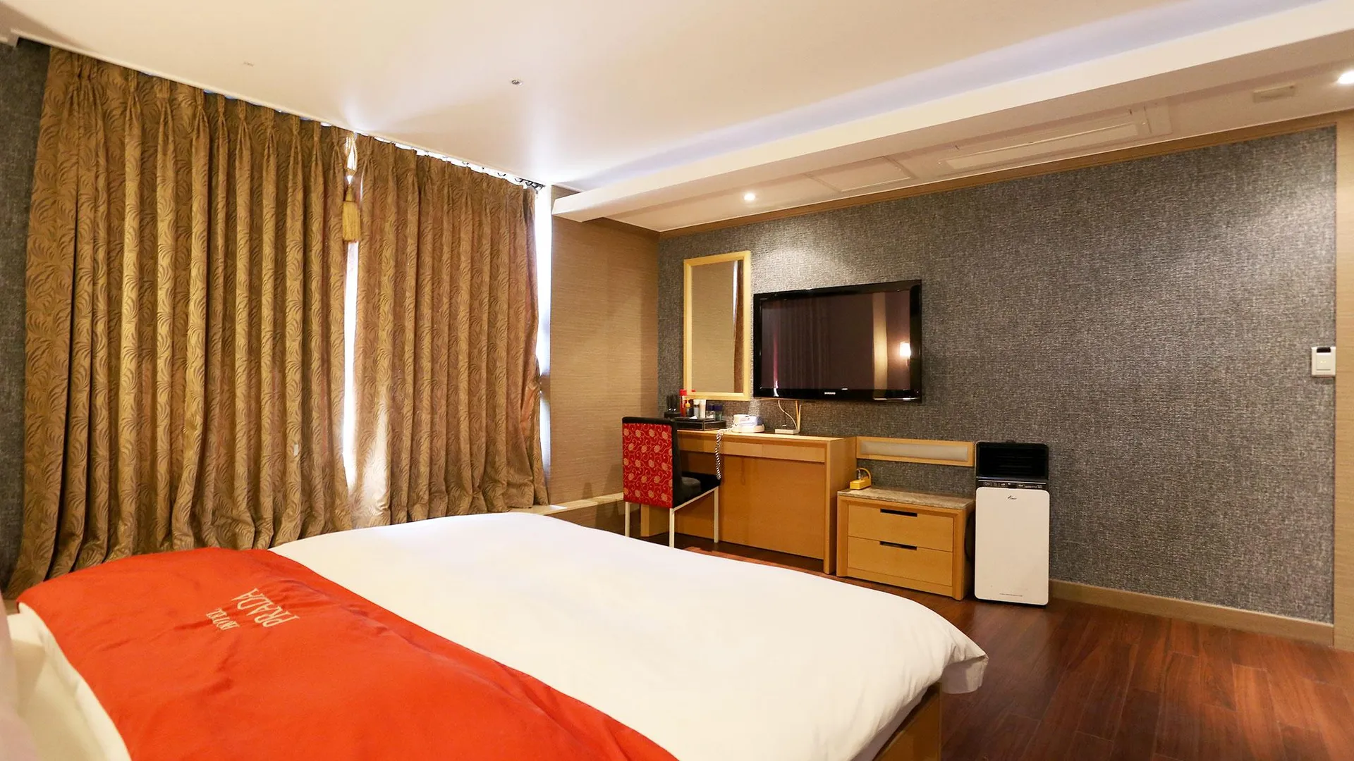 서울 여의도 라다 2성급 호텔 외관