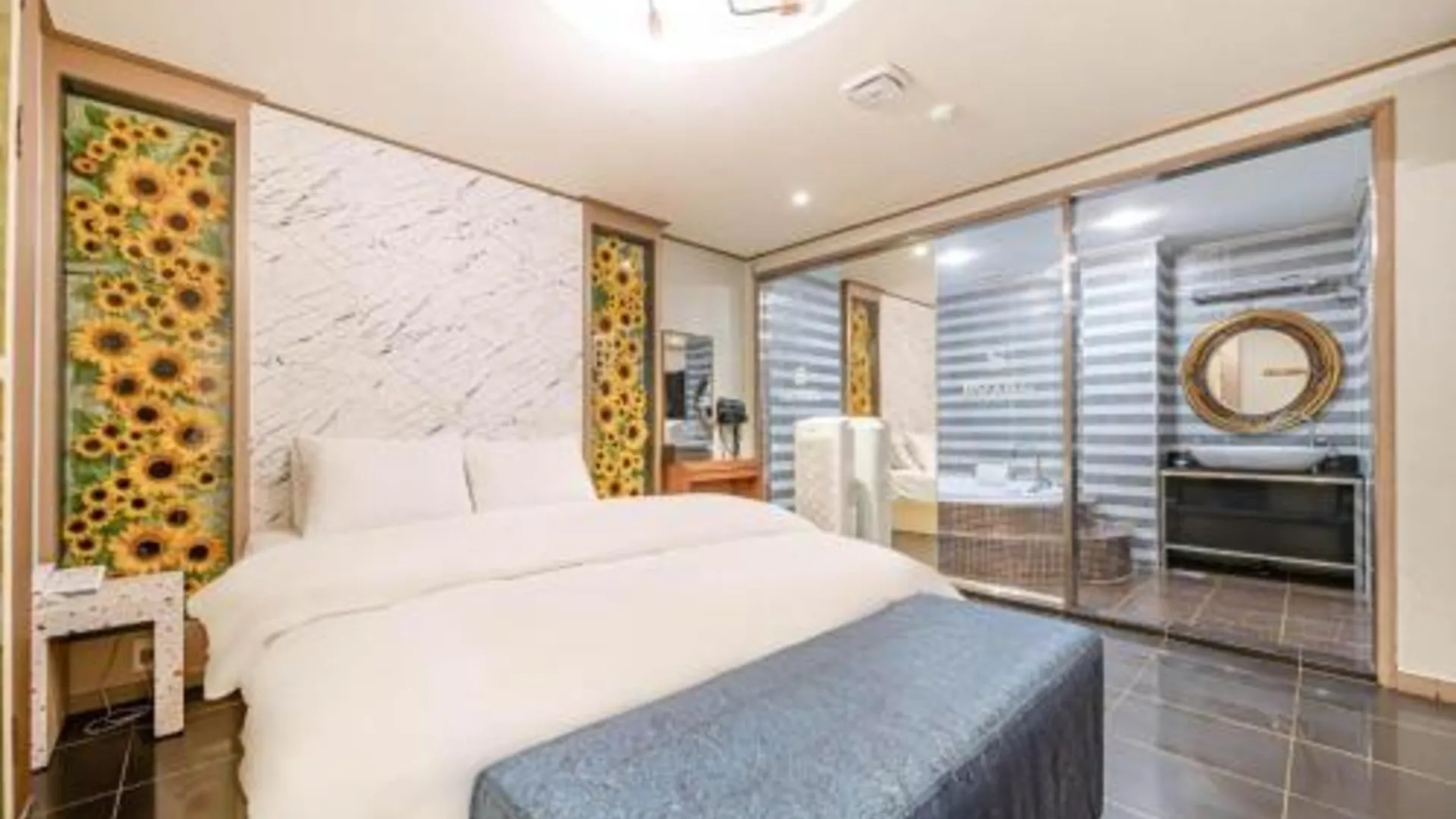 서울 호텔 S 신촌 3성급 호텔 스위트룸