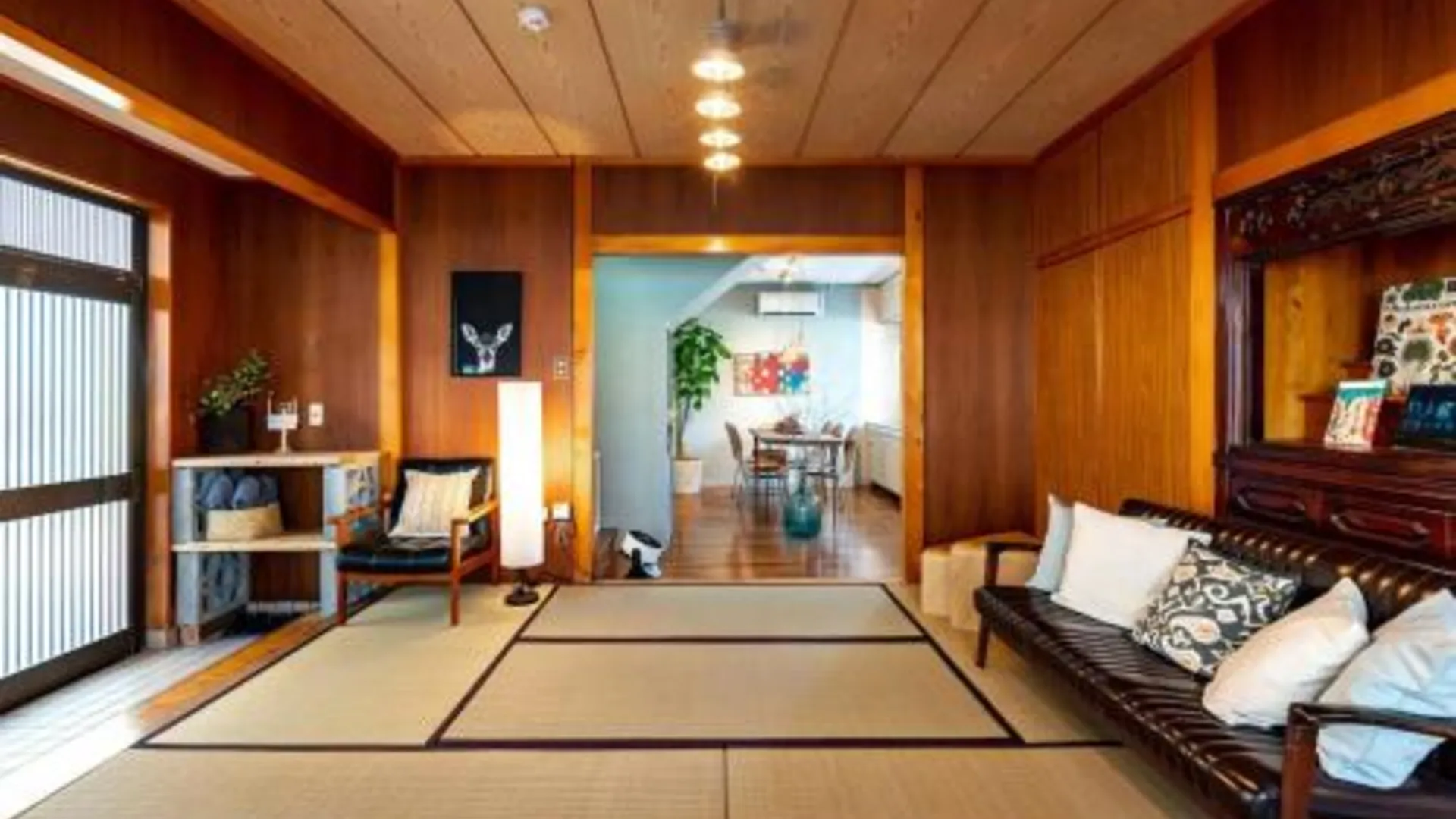 오키나와 본섬 모토부의 프라이빗 하우스 (m², 침실 2개, 프라이빗 욕실 1개) 4성급 게스트하우스 로비