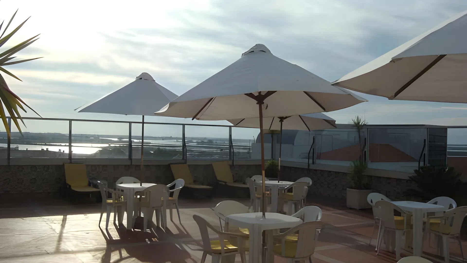 아베이루 호텔 임페리얼 3성급 호텔 수영장