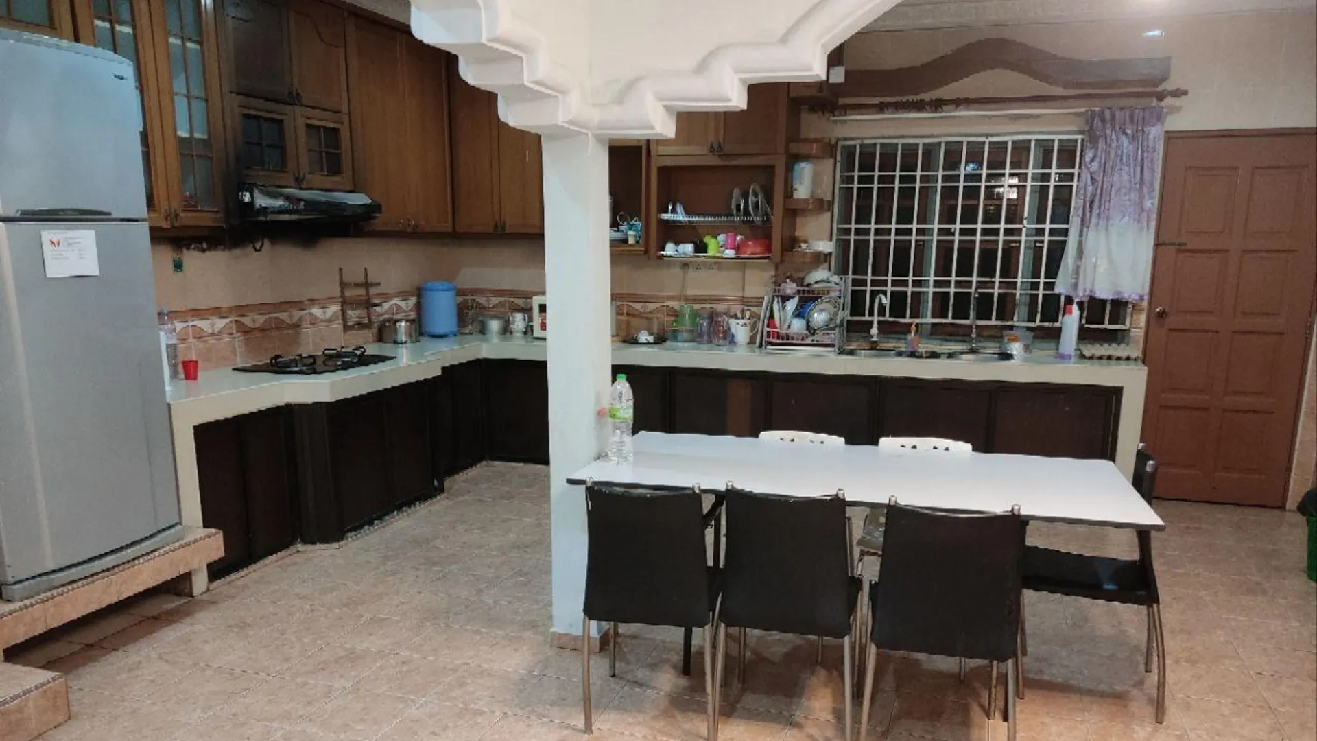 쿠안탄 반다르 인데라 마코타의 빌라 (4000m², 침실 5개, 프라이빗 욕실 4개) 4성급 싱글룸 스위트룸