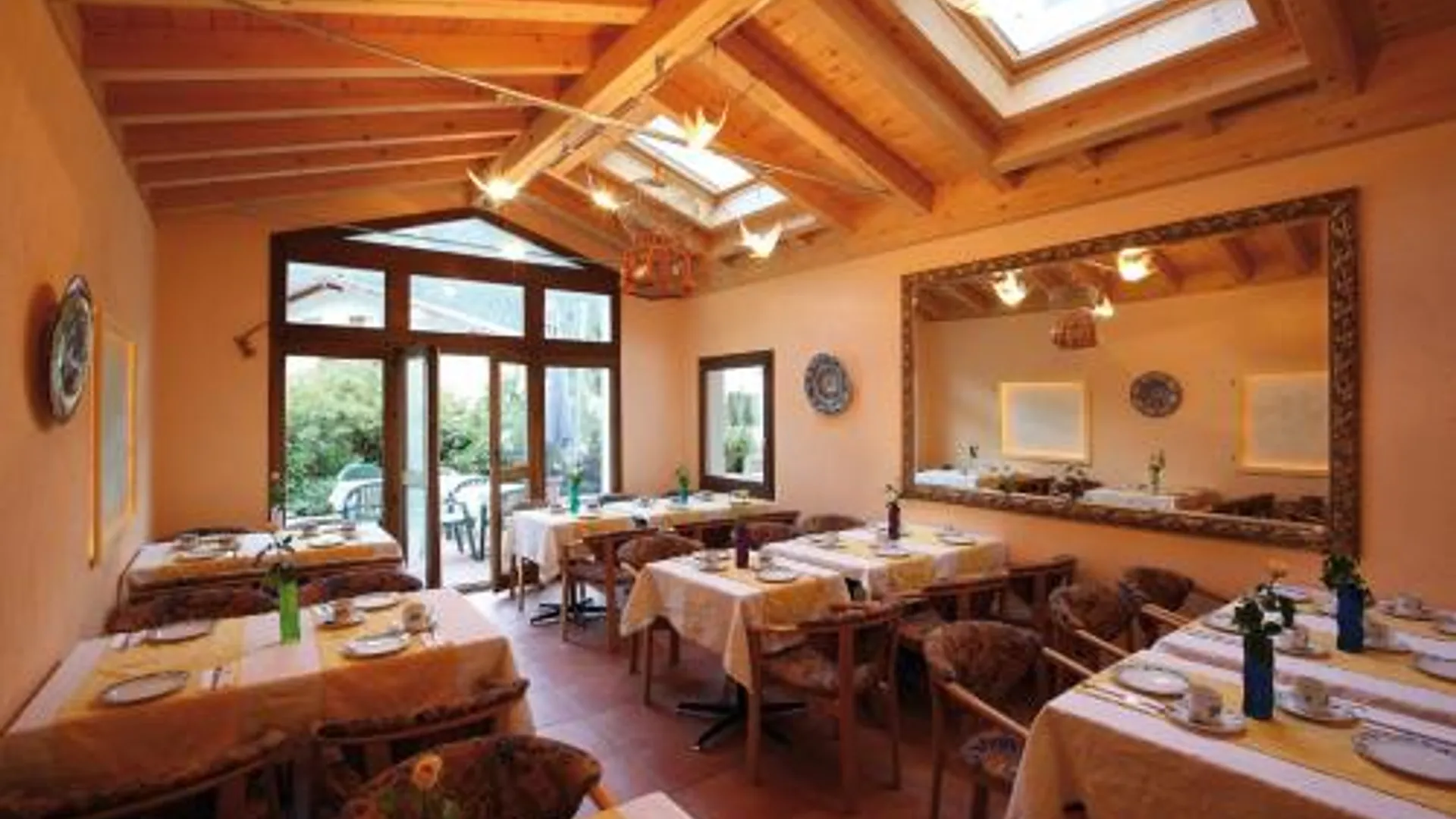 모렐 베이드호텔 살리나 마리스 웰니스 앤 빈티지 4성급 호텔 외관