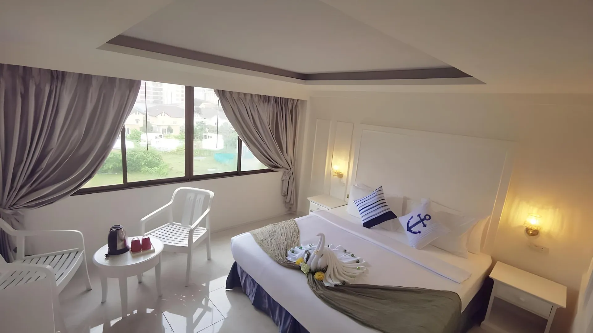 푸켓 Chilli Salza Patong 3성급 호텔 스위트룸