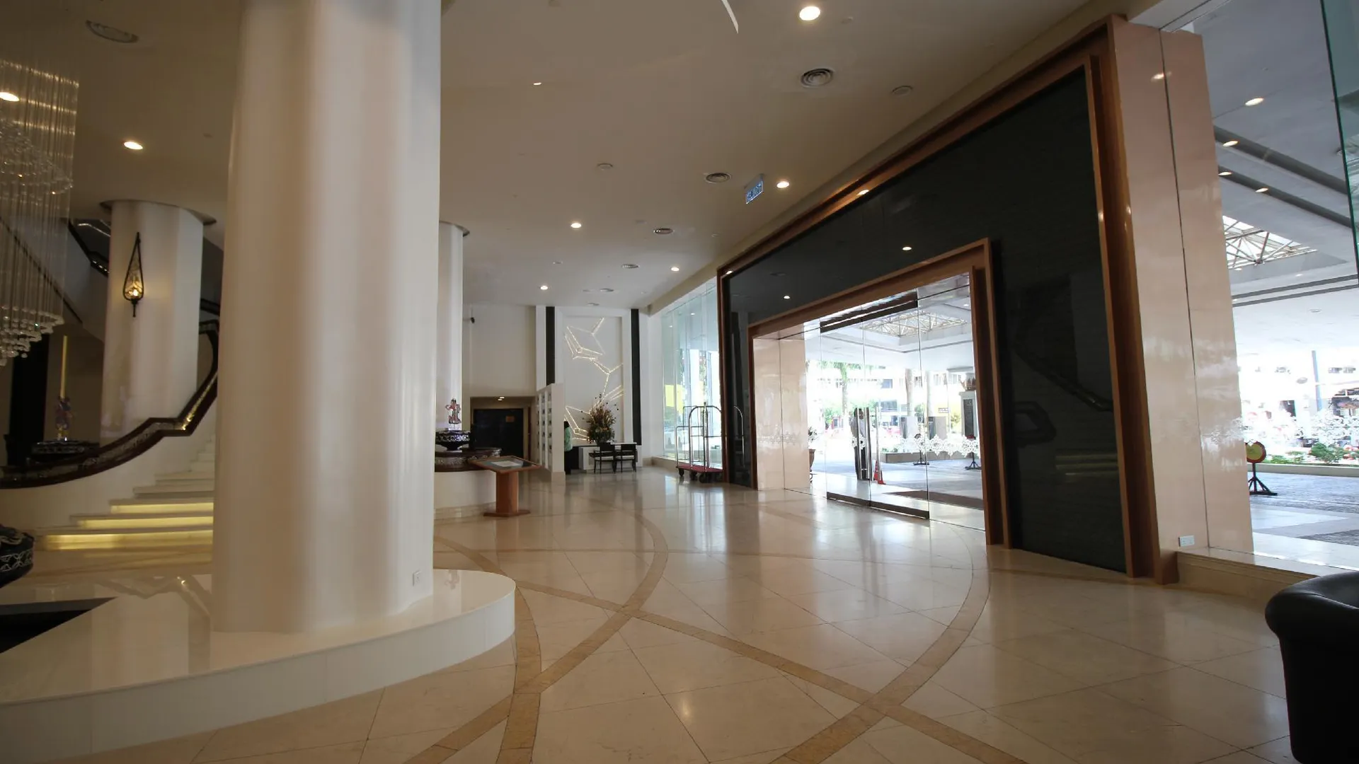 코타바루 그랜드 리버뷰 호텔 4성급 호텔 객실