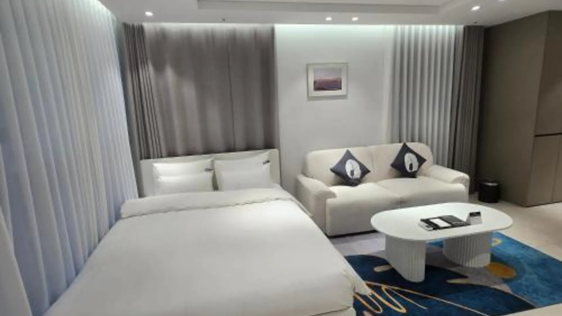 서울 호텔 더 디자이너스 LYJ 스위트 역삼 4성급 호텔 스위트룸