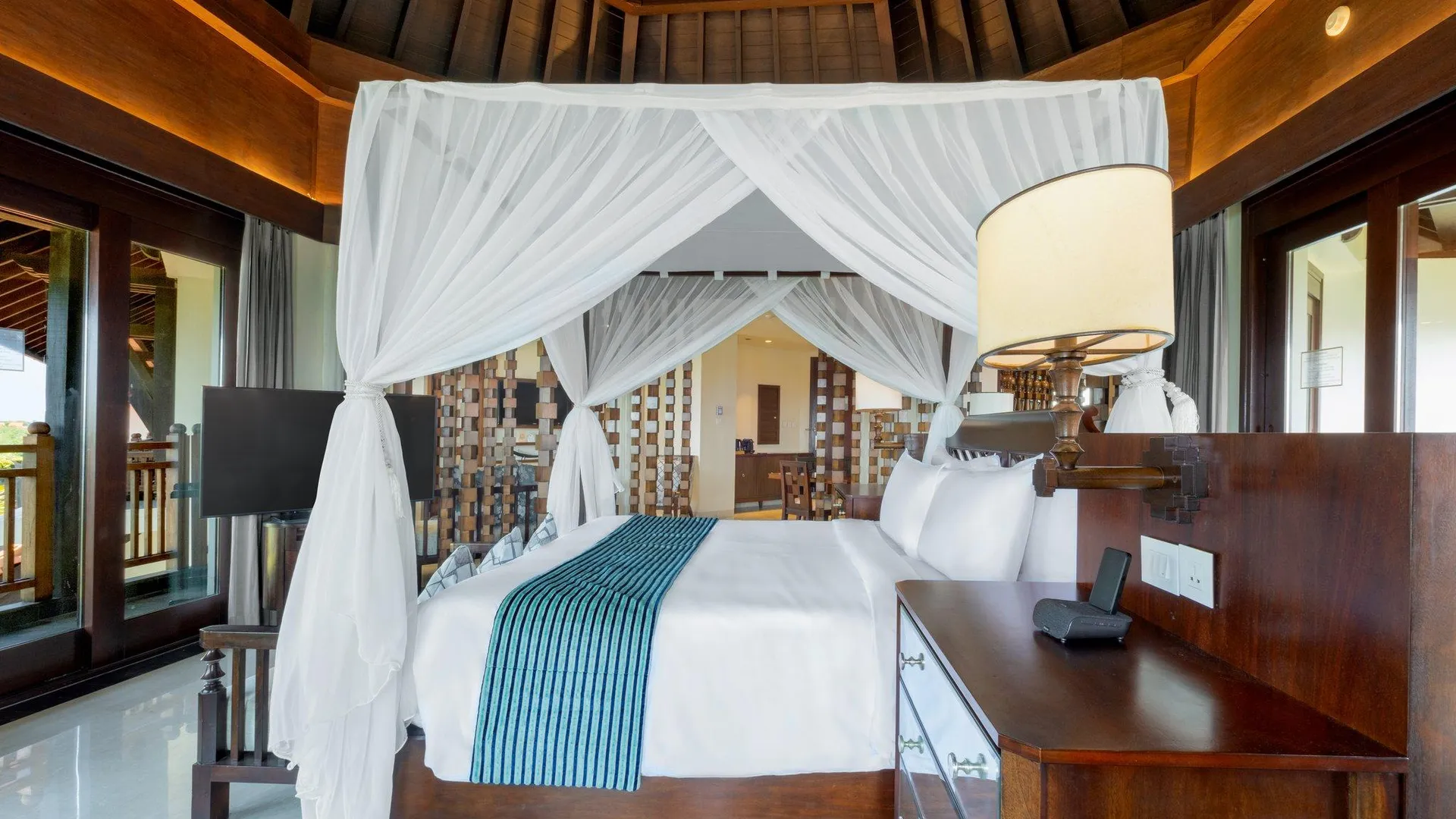 발리 홀리데이 인 리조트 발리 누사두아 바이 IHG 5성급 호텔 스위트룸