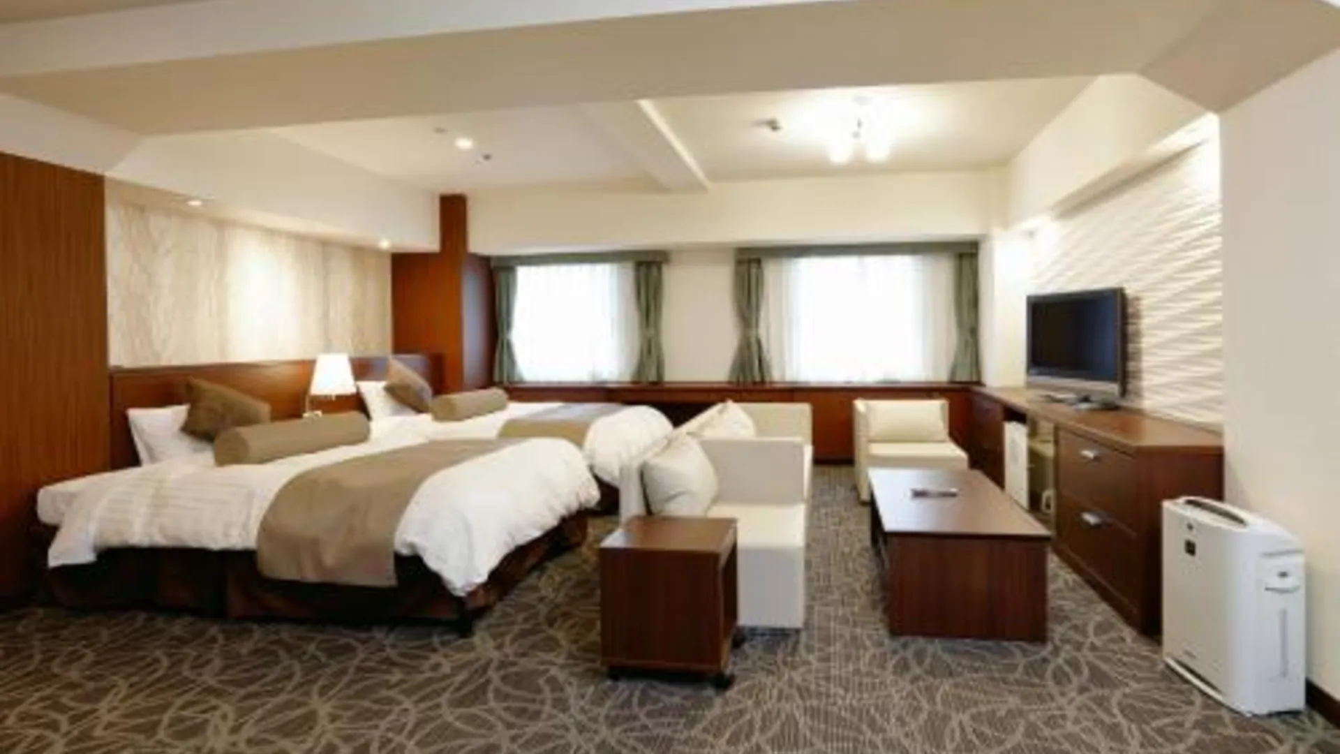 오사카 프라자 호텔 4성급 호텔 스위트룸