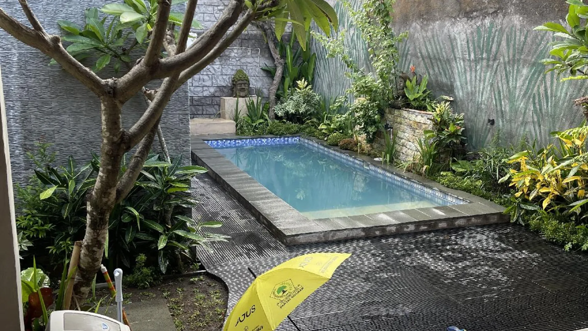 발리 싱아라자의 빌라 (200m², 침실 2개, 프라이빗 욕실 2개) 2성급 싱글룸 객실