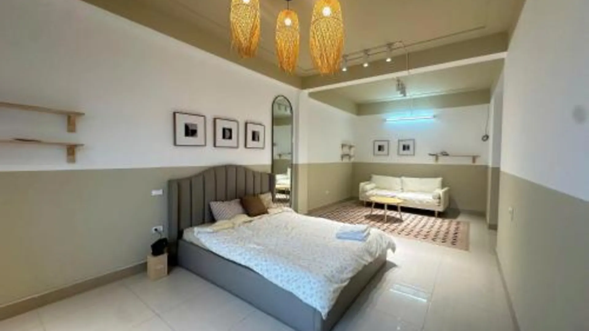 하노이 럭스 파라다이스 레지던스 21 응우옌반쪼이 4성급 호텔 스위트룸